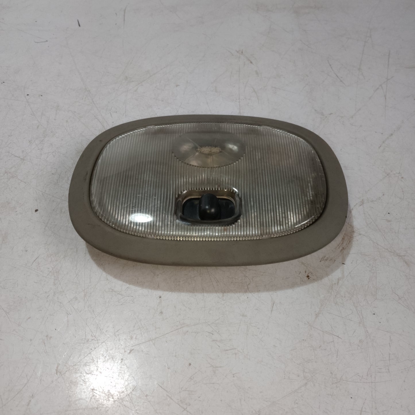 Dome Light  With Issue | Expedition