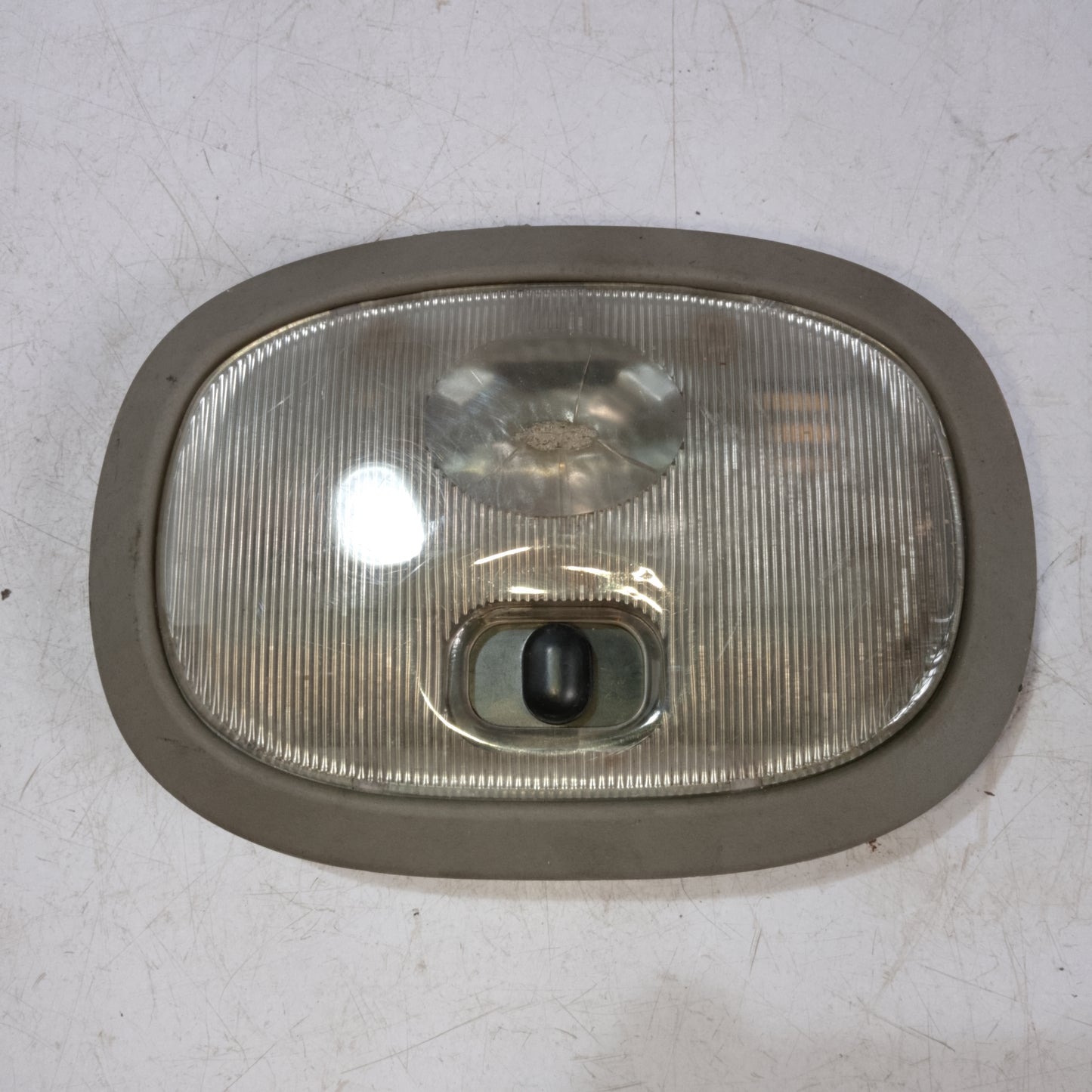 Dome Light  With Issue | Expedition