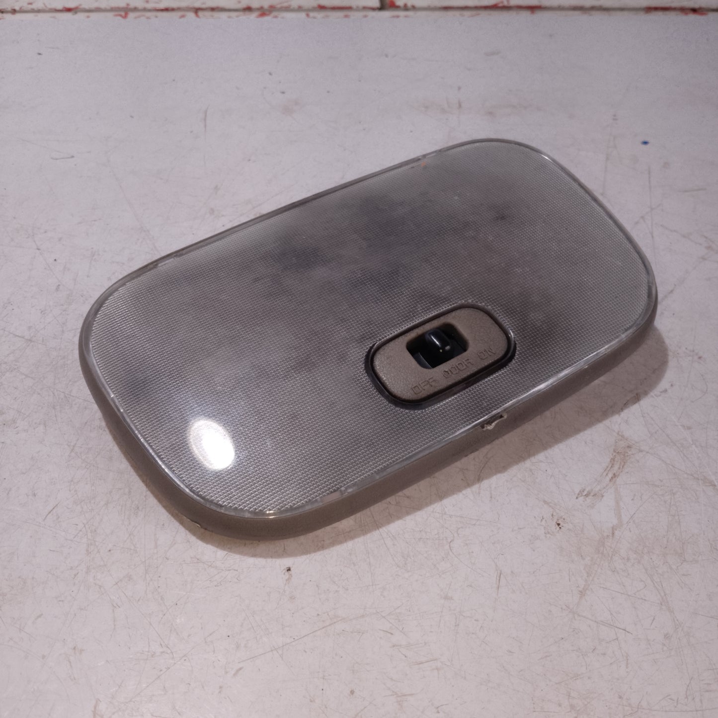 Dome Light | Mazda Tribute