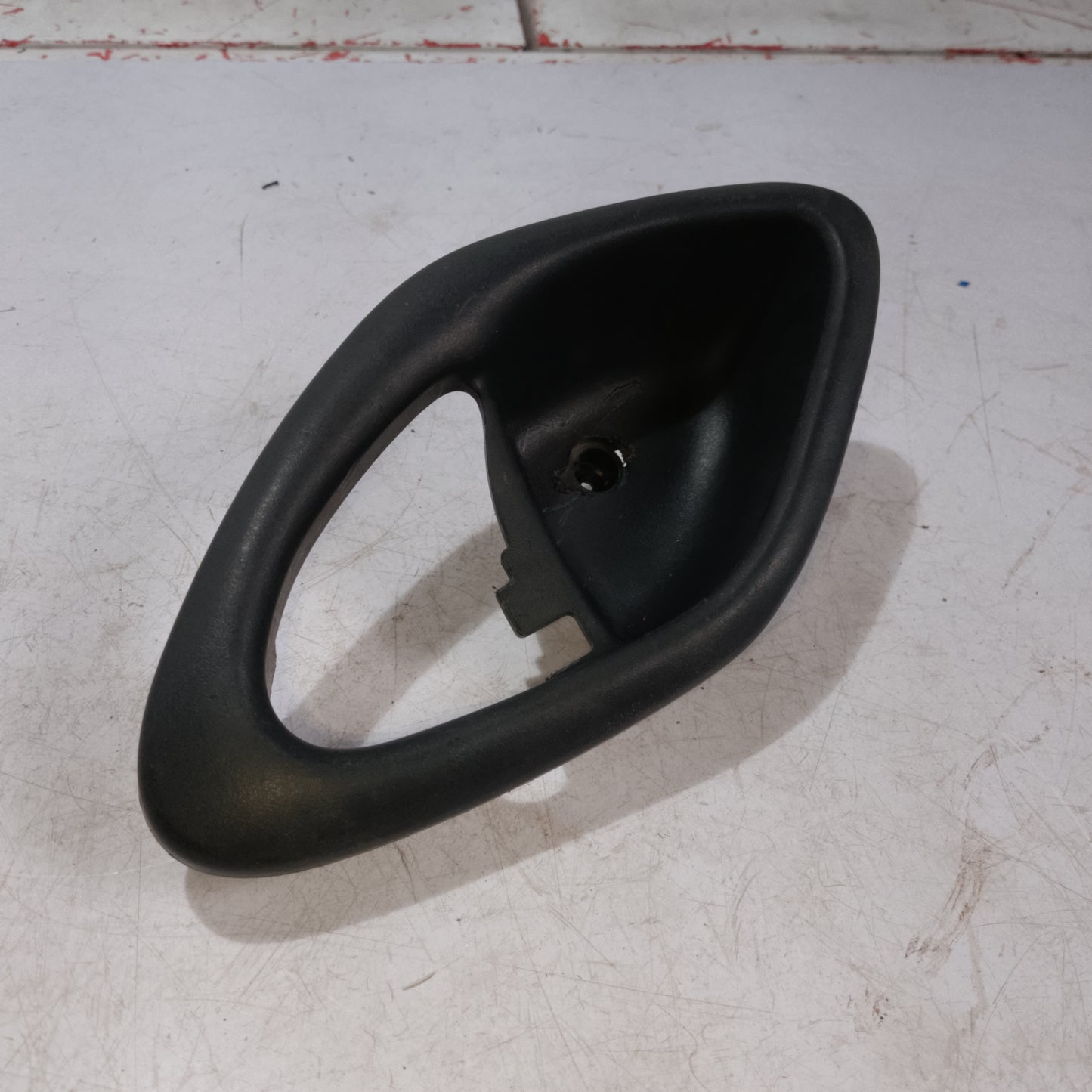 Inner Door Handle Frame | Mazda Tribute