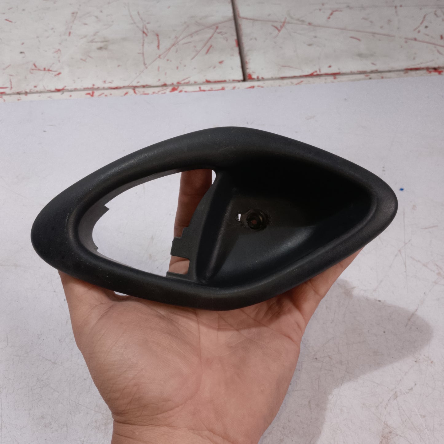 Inner Door Handle Frame | Mazda Tribute