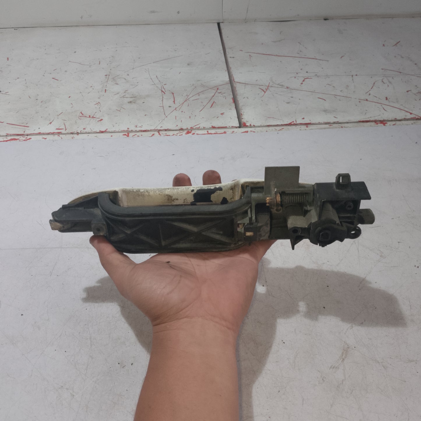 Outer Door Handle | Passenger Side | Mazda Tribute