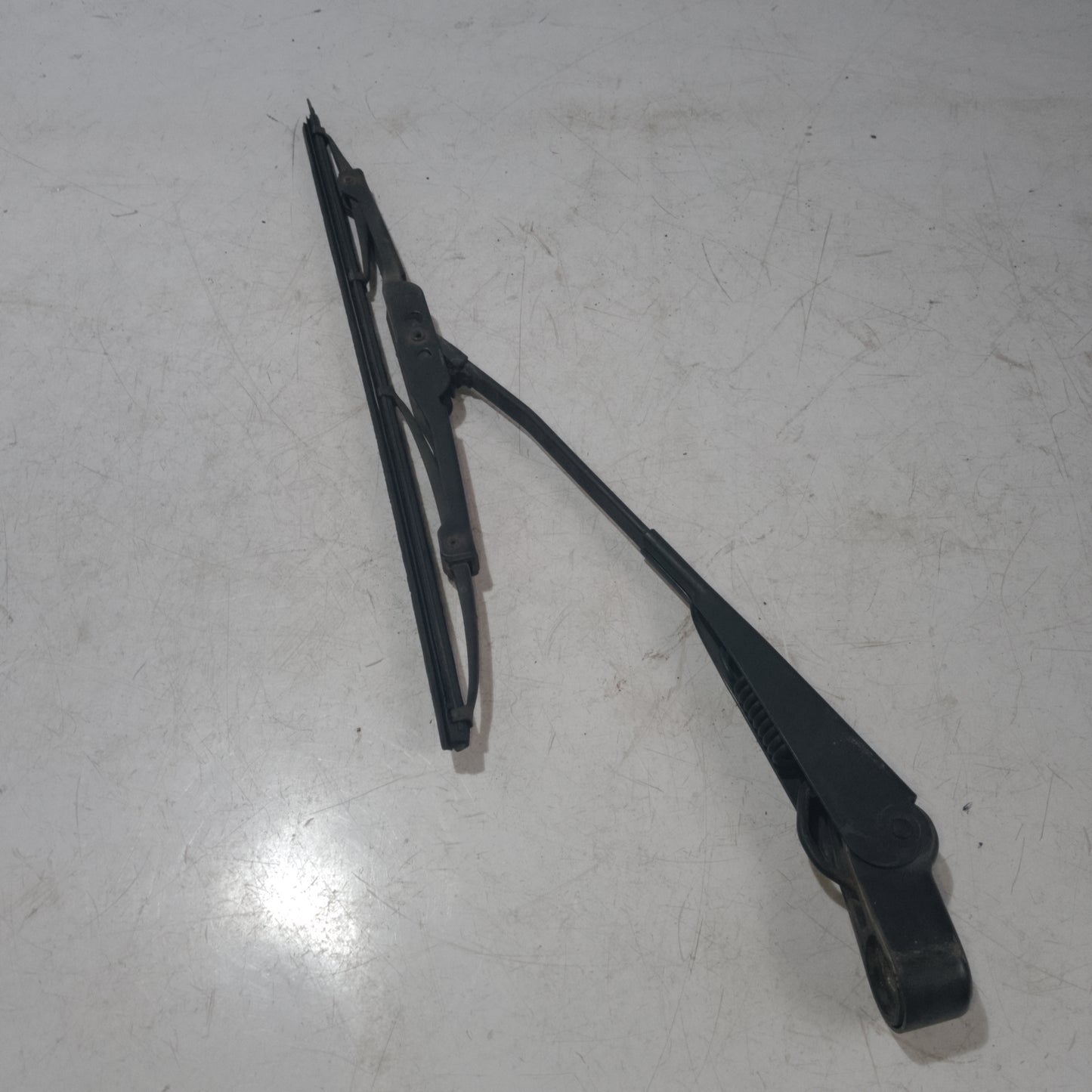 Rear Wiper Arm | Mazda Tribute