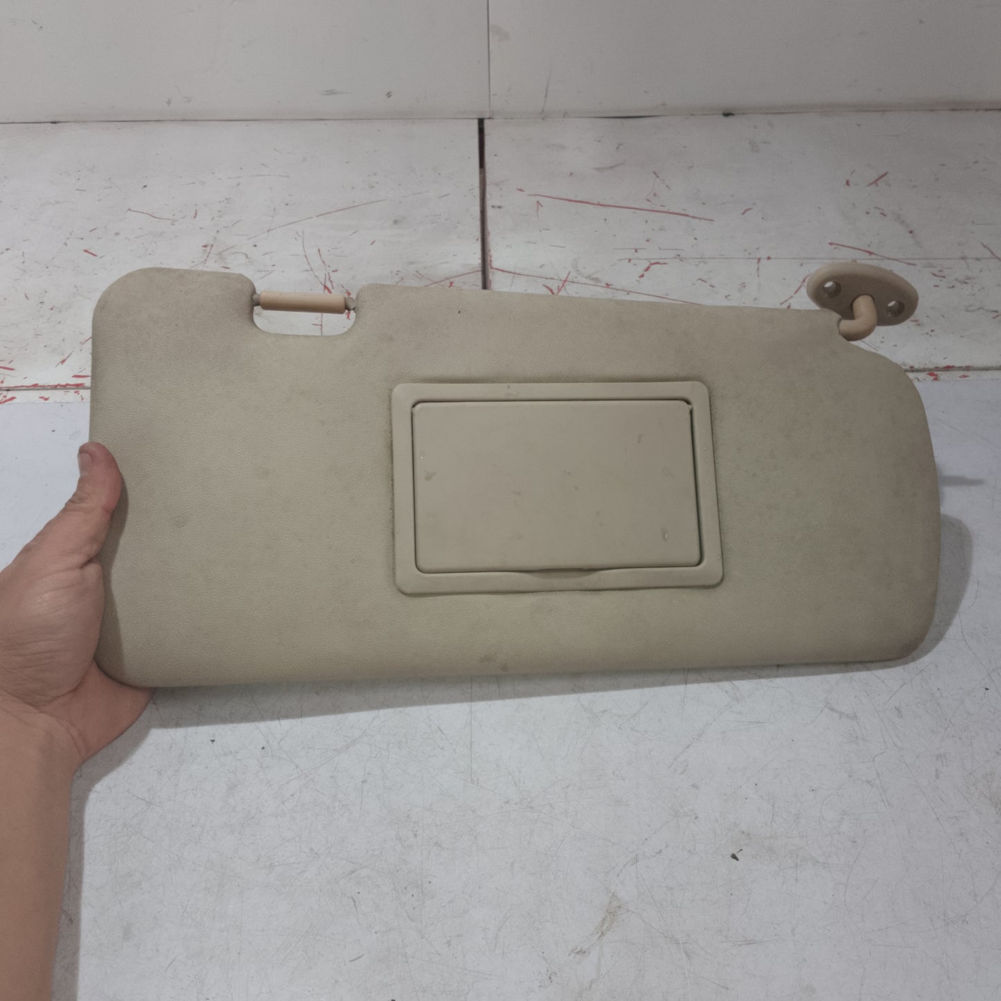 Sun Visor | Passenger Side | Escape 2.3