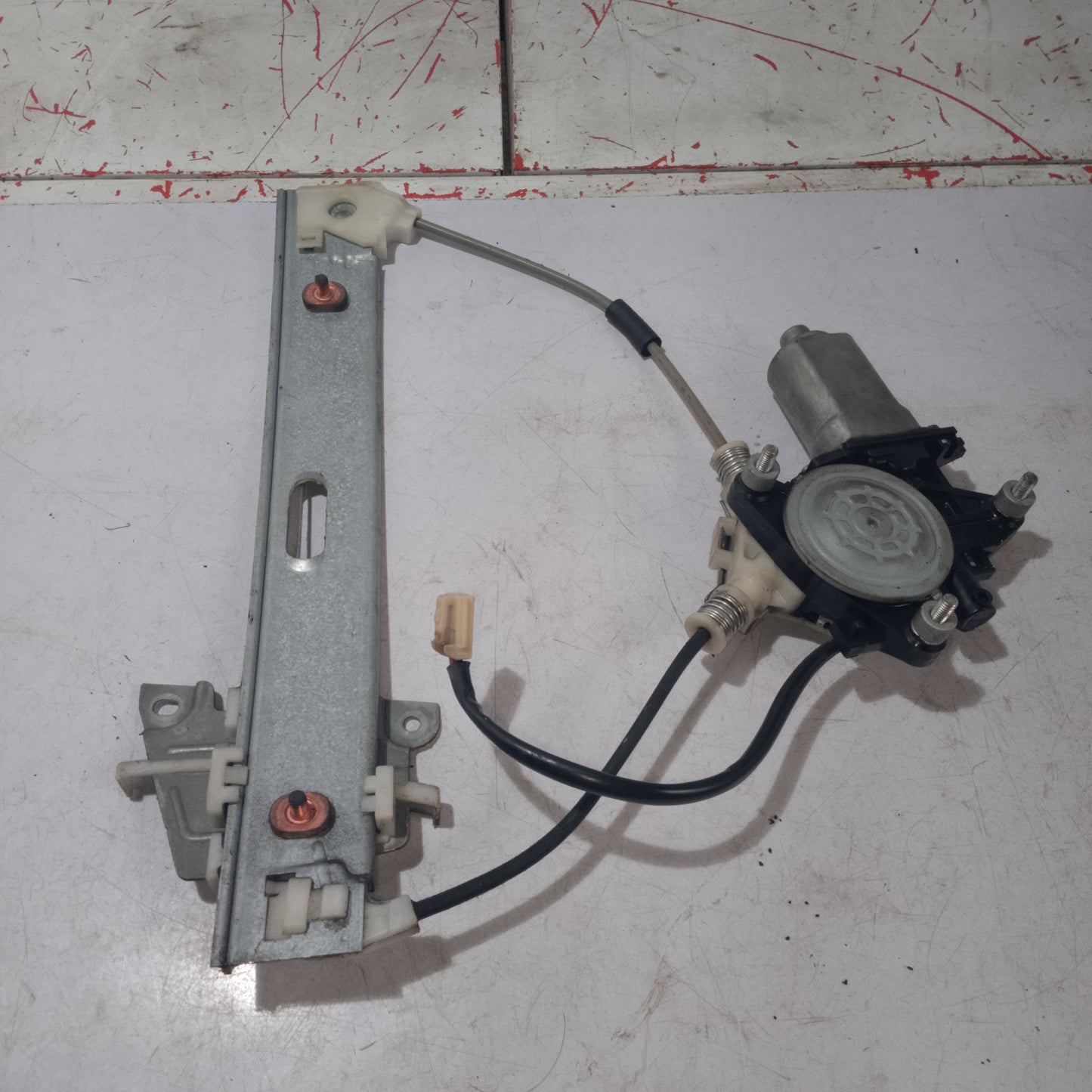 Power Window Mechanism | Rear Driver Side | Escape 2.3