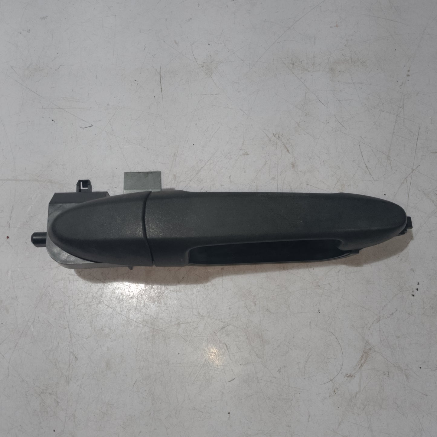 Outer Door Handle | Front Passenger Side | Escape 2.3