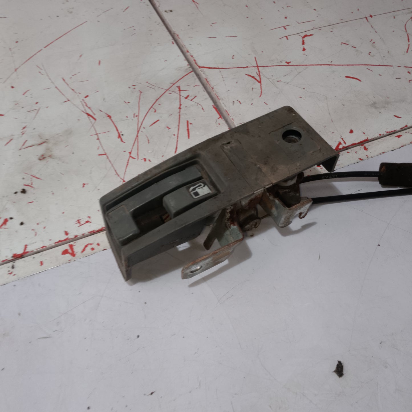 Gas And Trunk Lock Actuator | Honda Accord