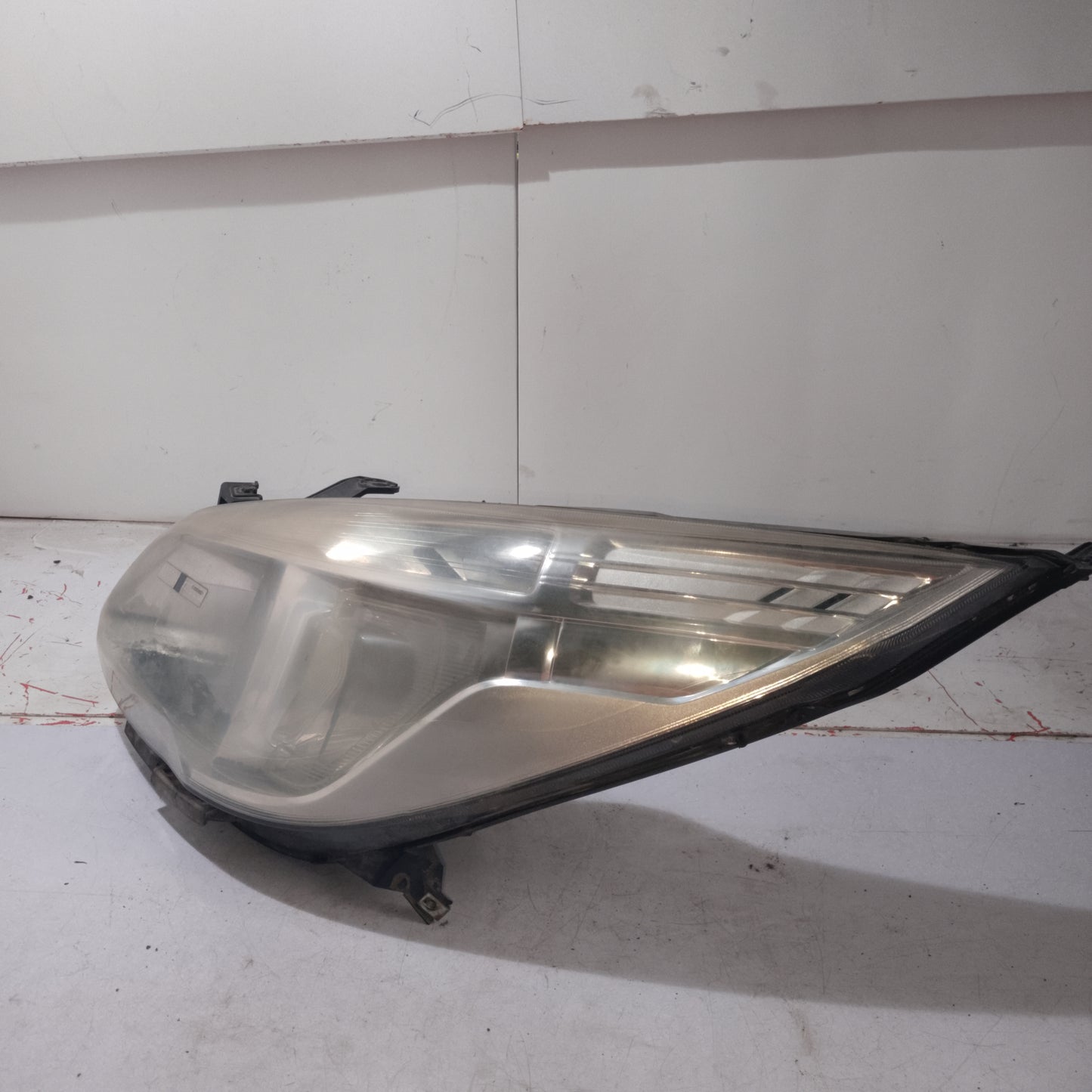 Head Light Driver Side | Chevrolet Spin