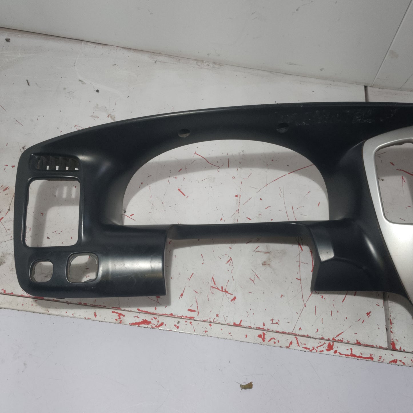 Center Console And Panel Gauge Frame | Escape 2.3