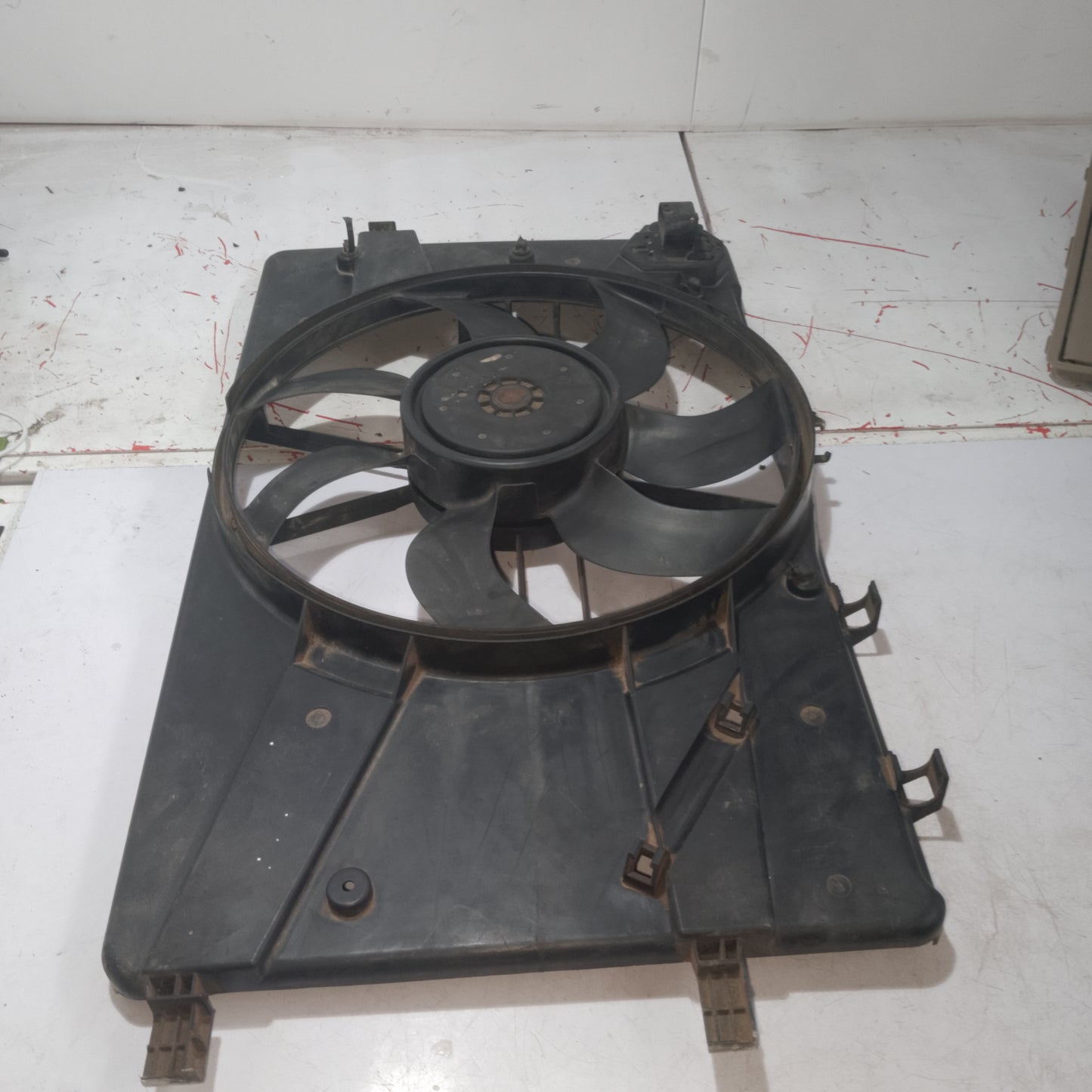 Radiator fan | Escape 2.3