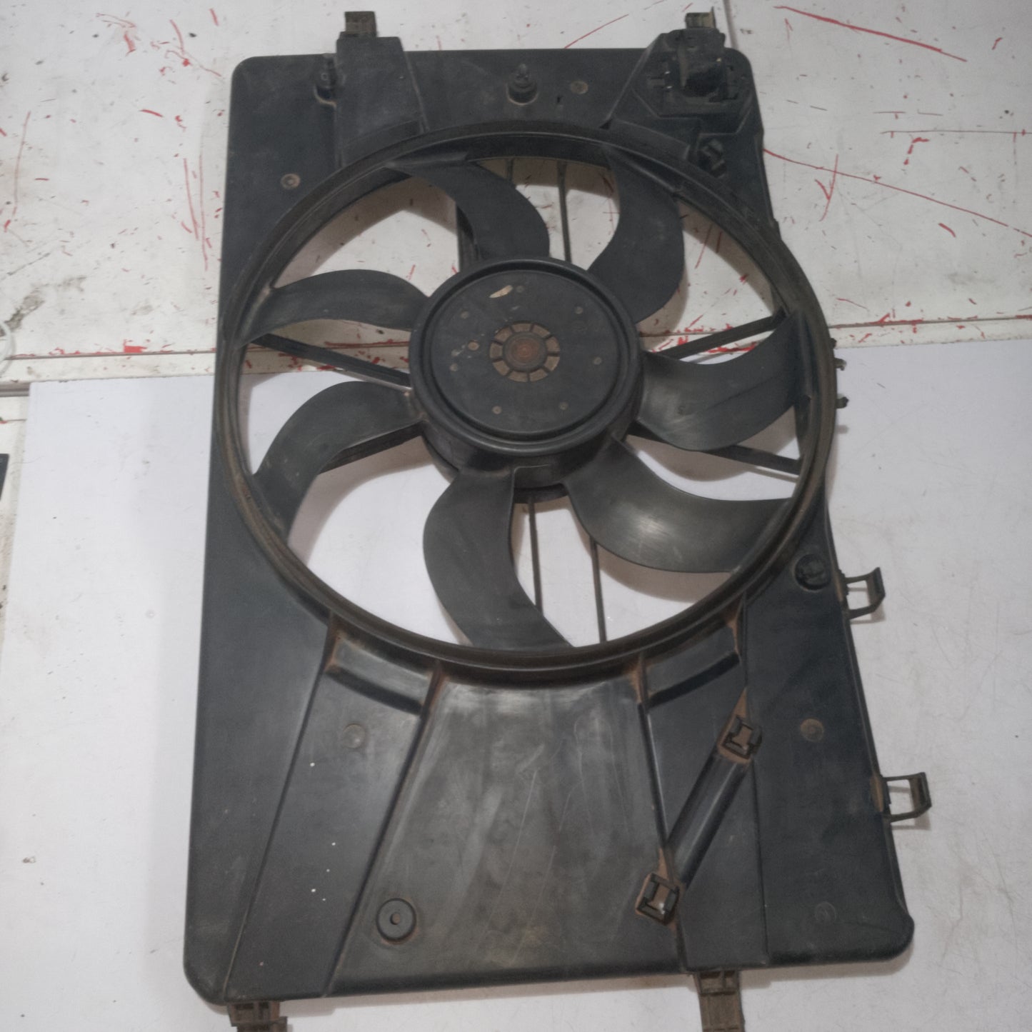 Radiator fan | Escape 2.3
