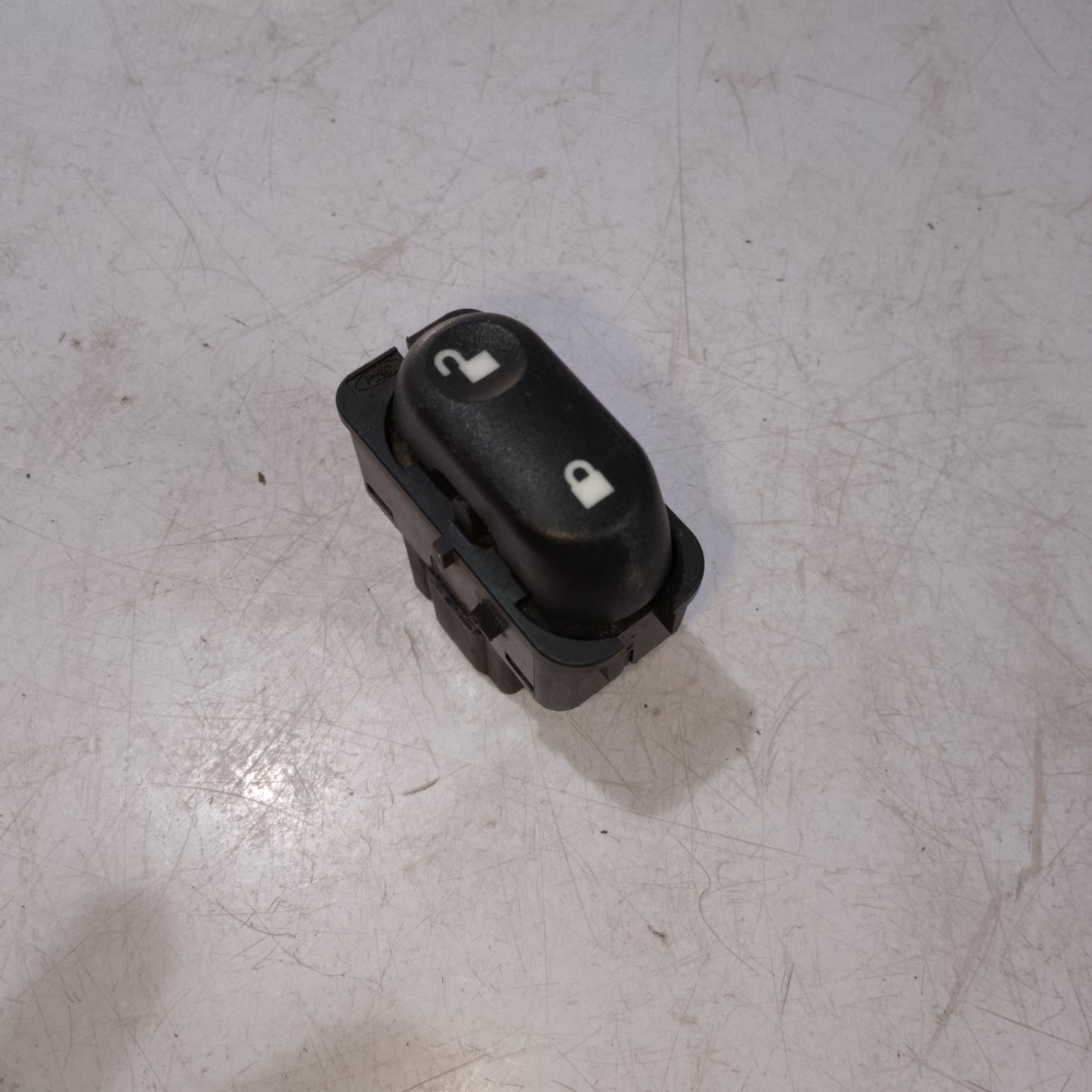 Window Lock Switch | Explorer