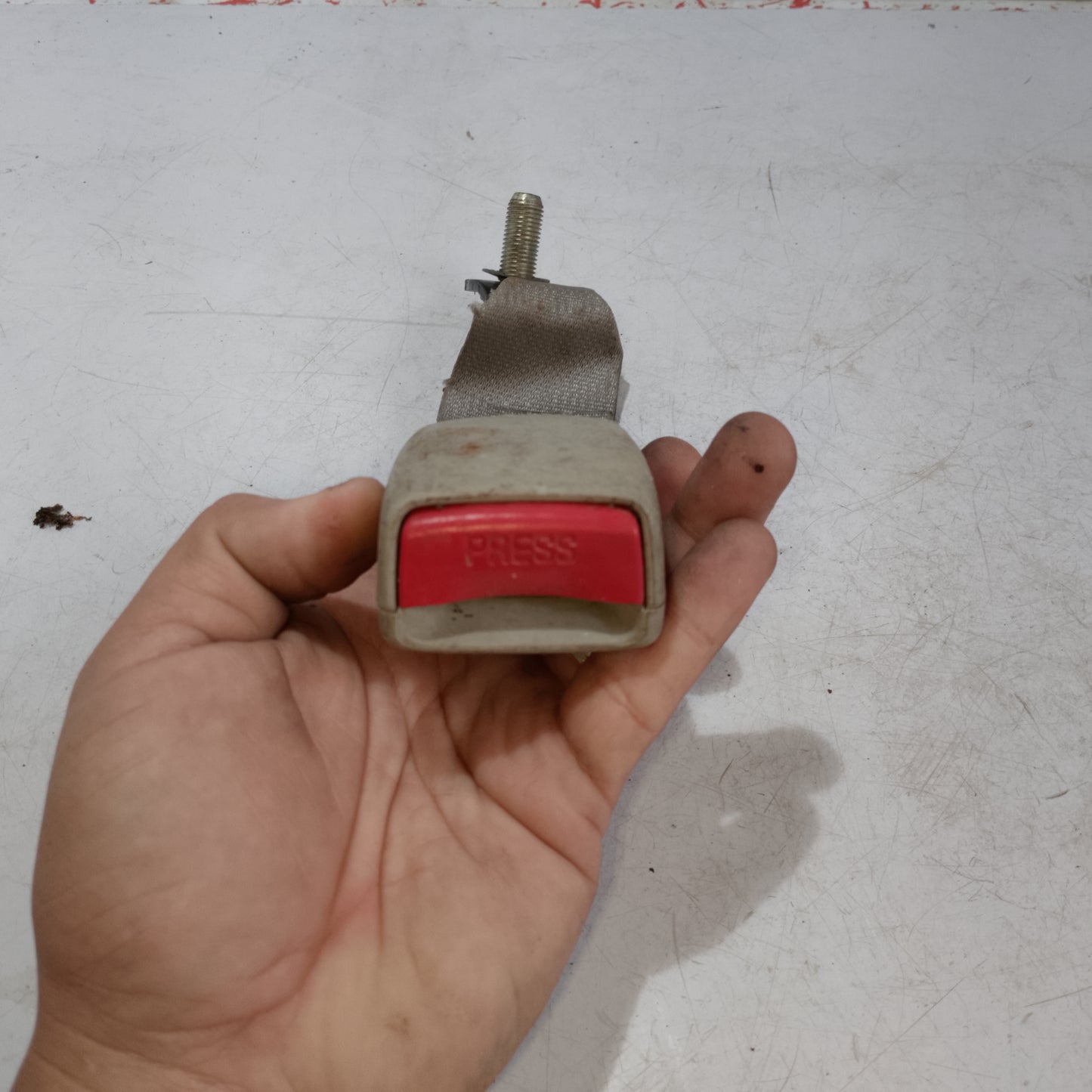 Seat Belt Catcher | Nissan Almera