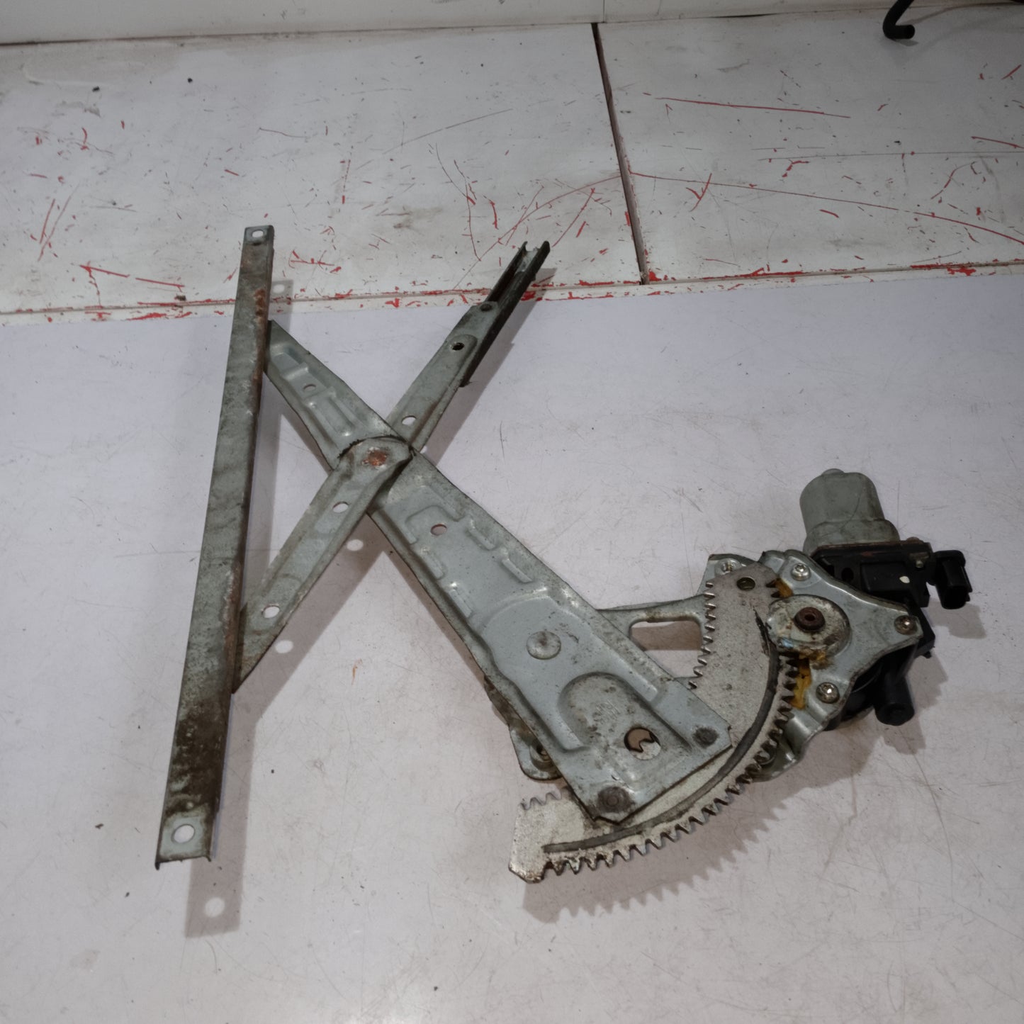 Power Window Mechanism | Passenger Side | Nissan Almera