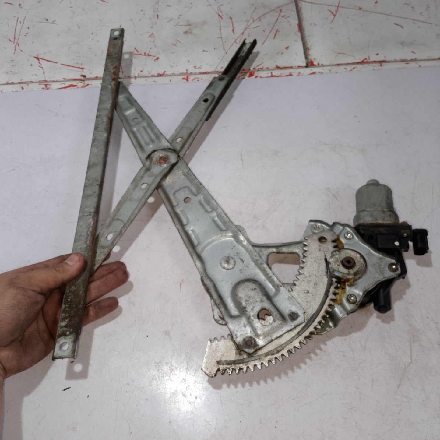Power Window Mechanism | Passenger Side | Nissan Almera