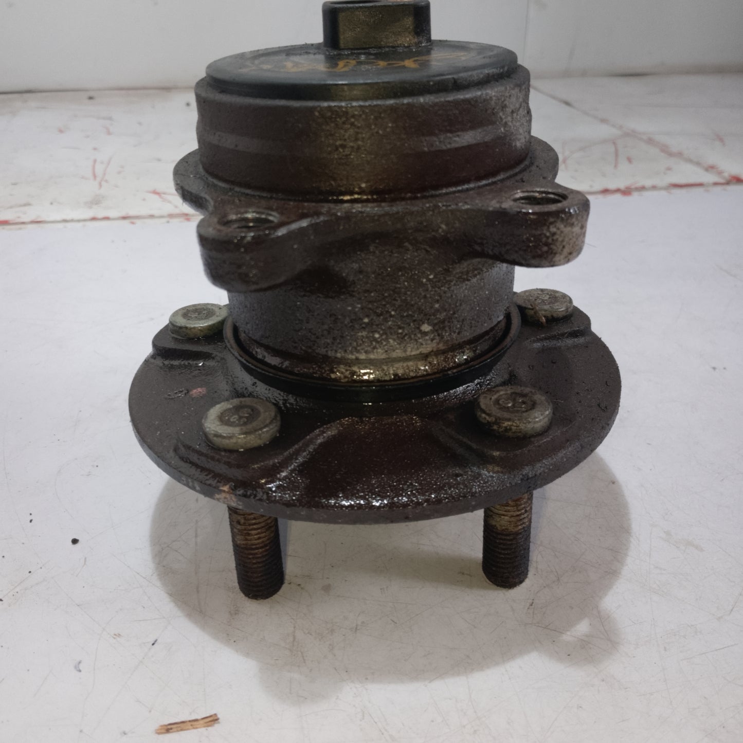 Wheel Hub | Rear Passenger Side | Focus 2.0 2014