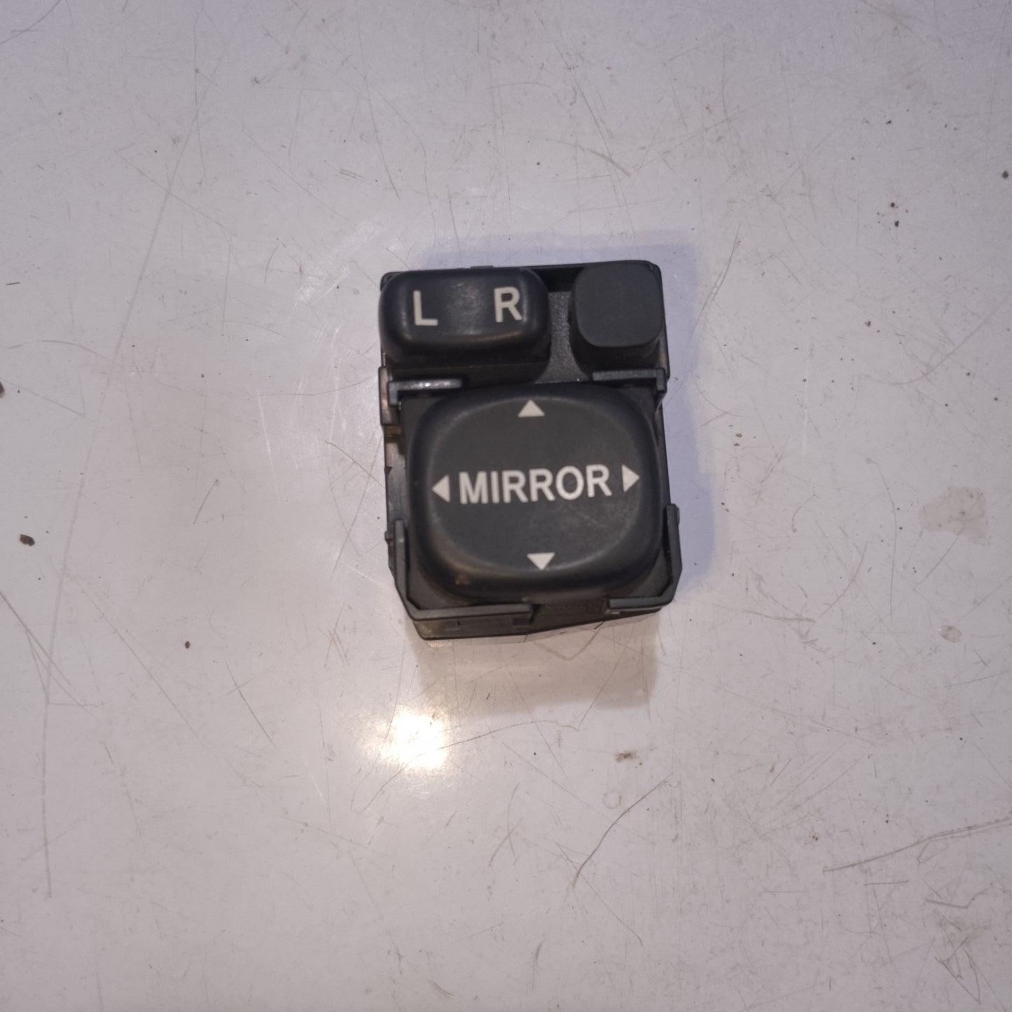 Mirror Switch | Subaru