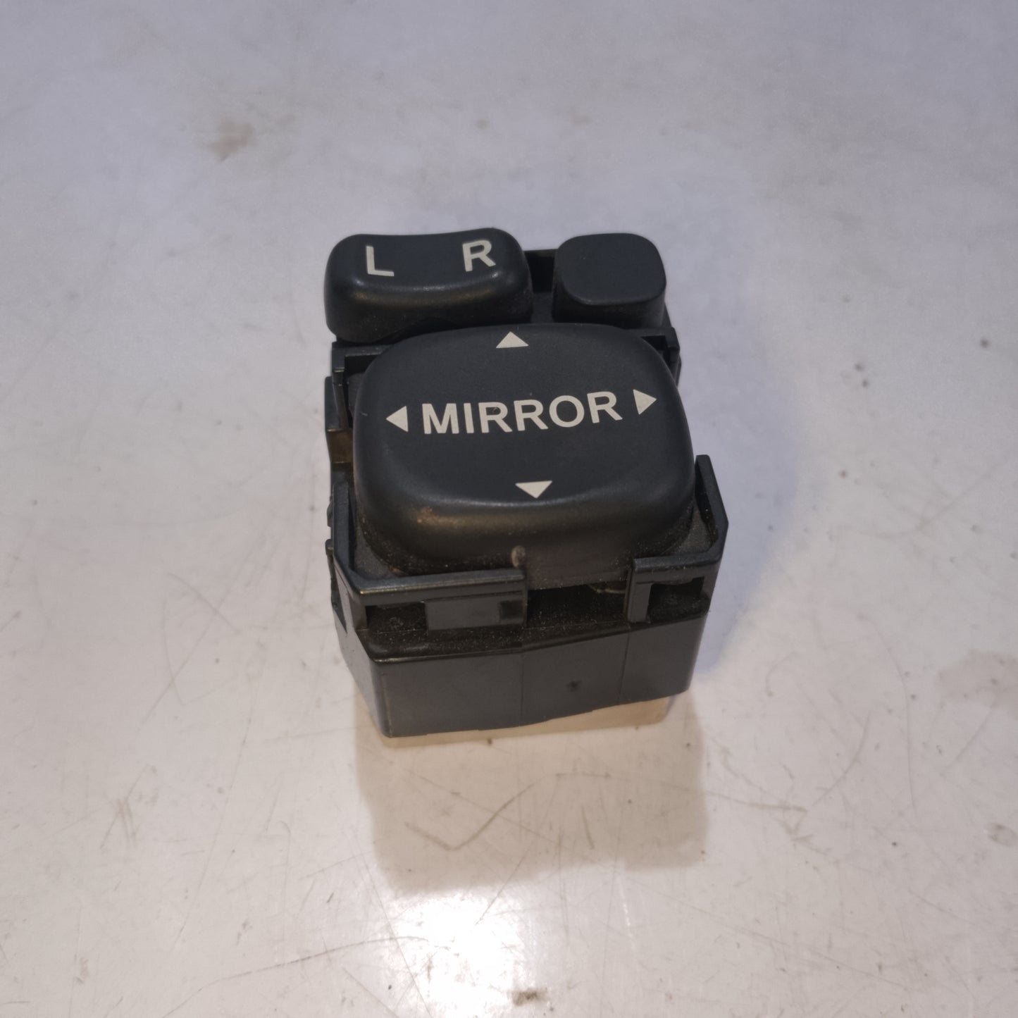 Mirror Switch | Subaru