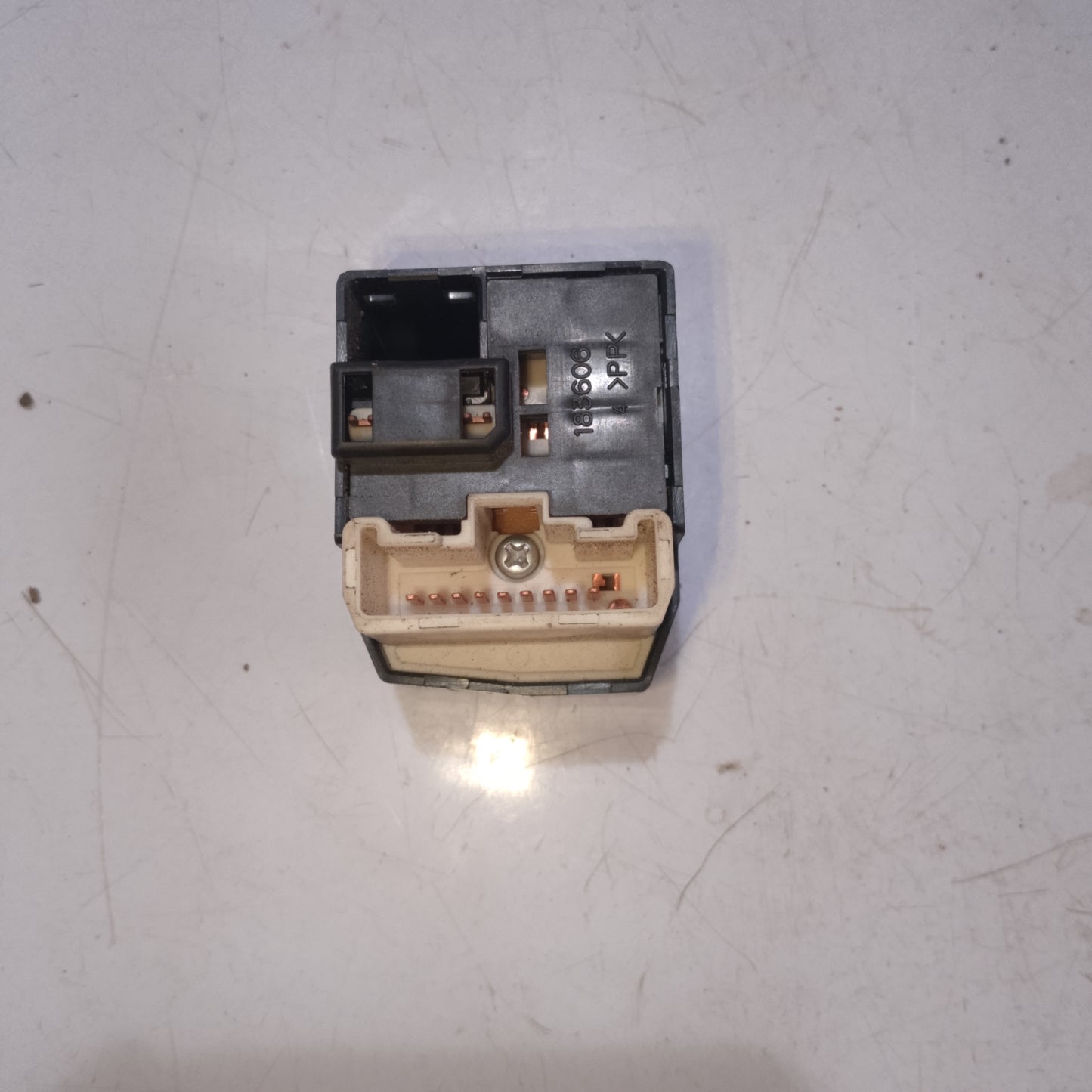 Mirror Switch | Subaru