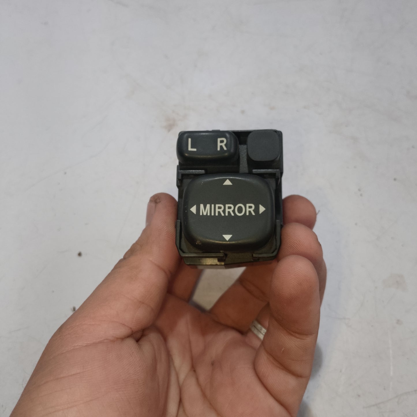 Mirror Switch | Subaru