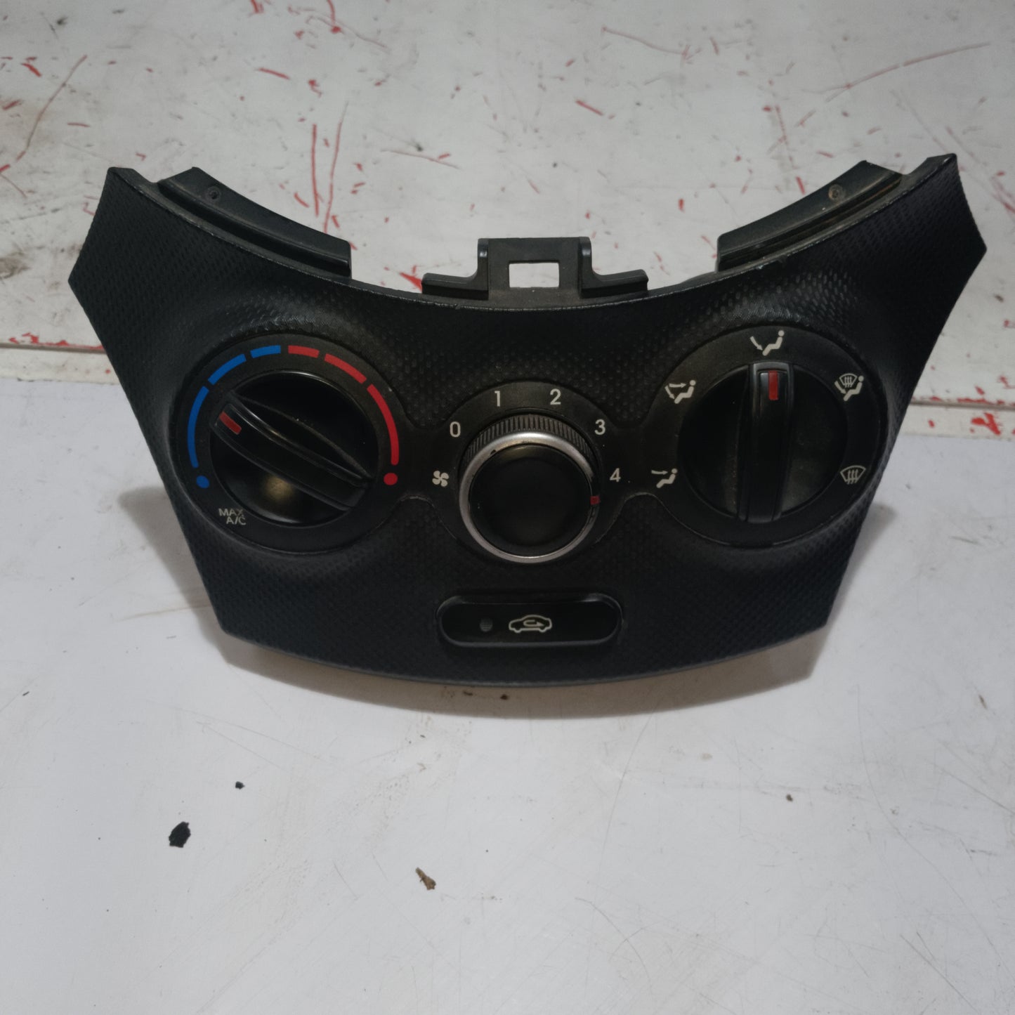 Climate Control | Hyundai Accent