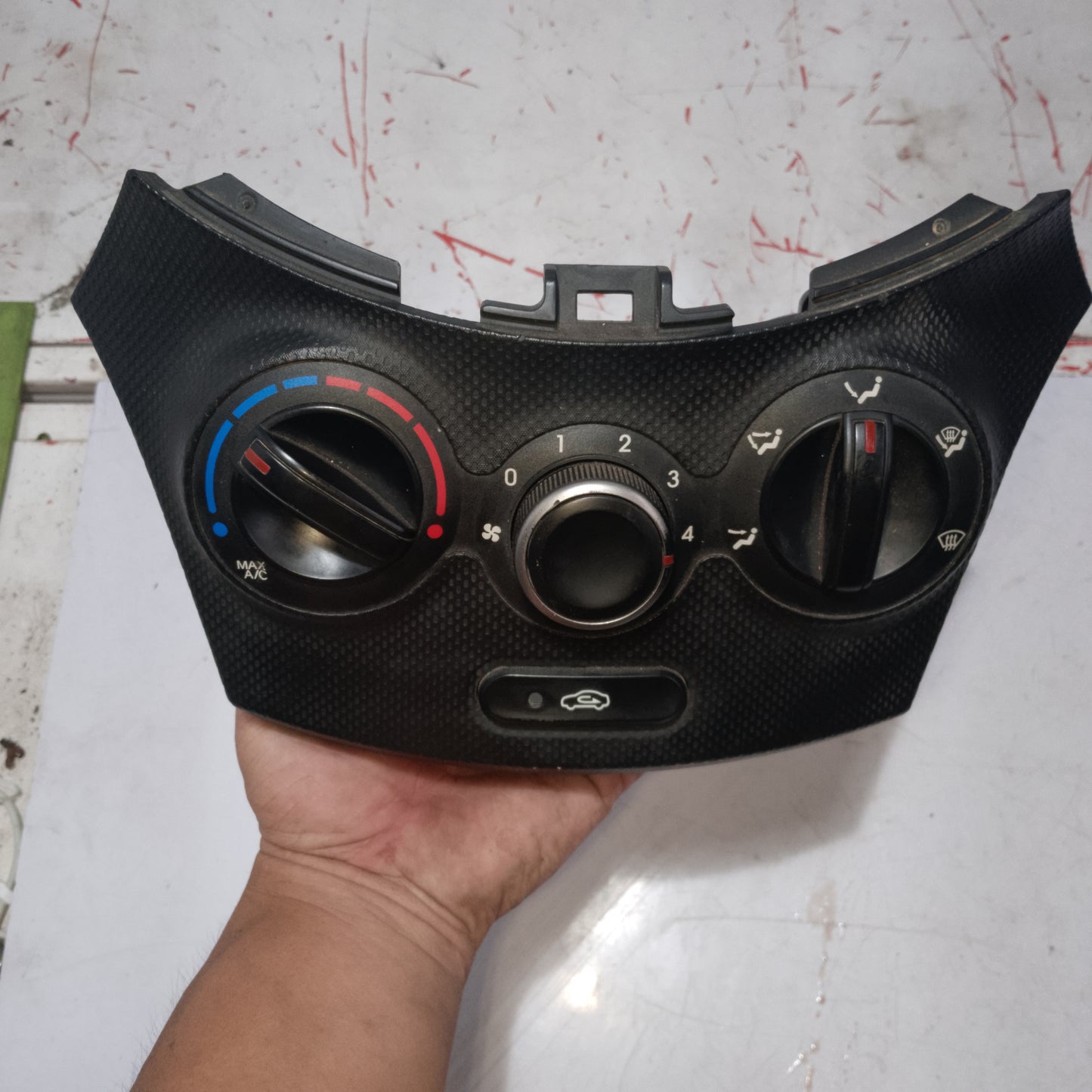 Climate Control | Hyundai Accent