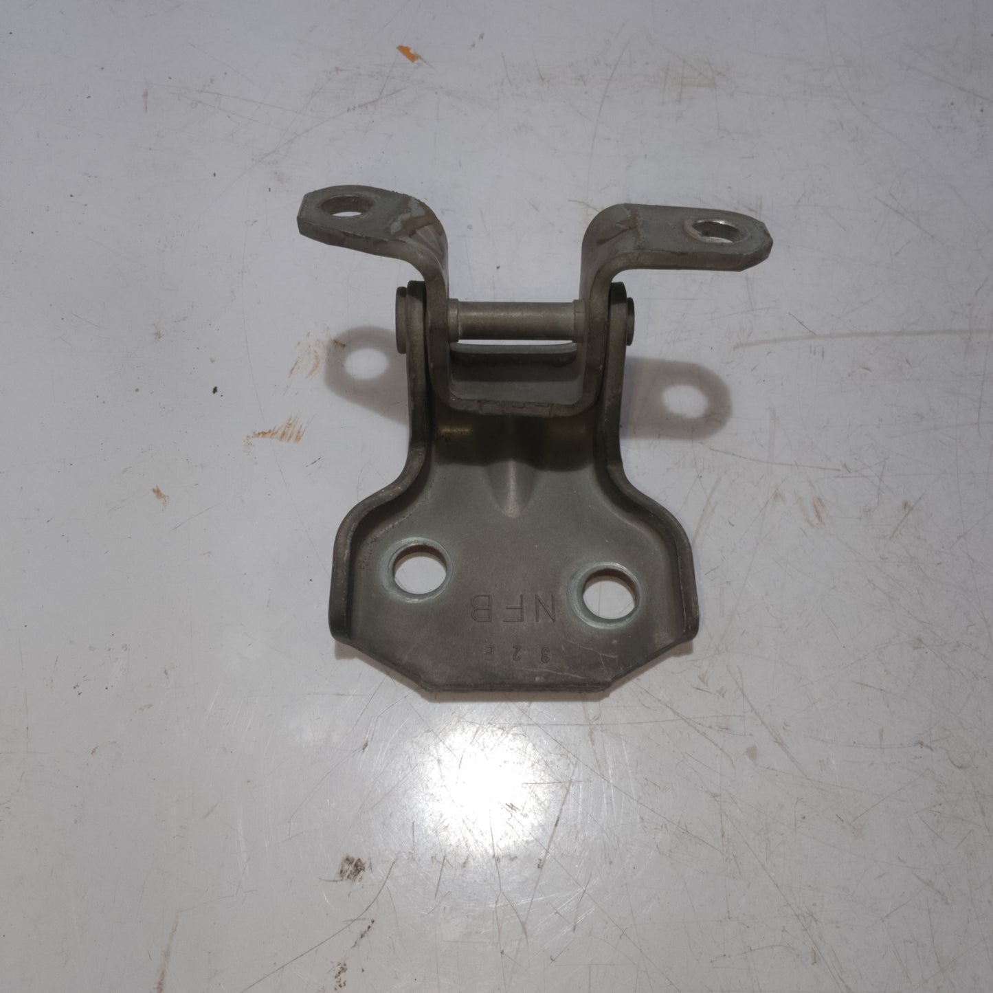 Bisagra | Rear Driver Side | Subaru