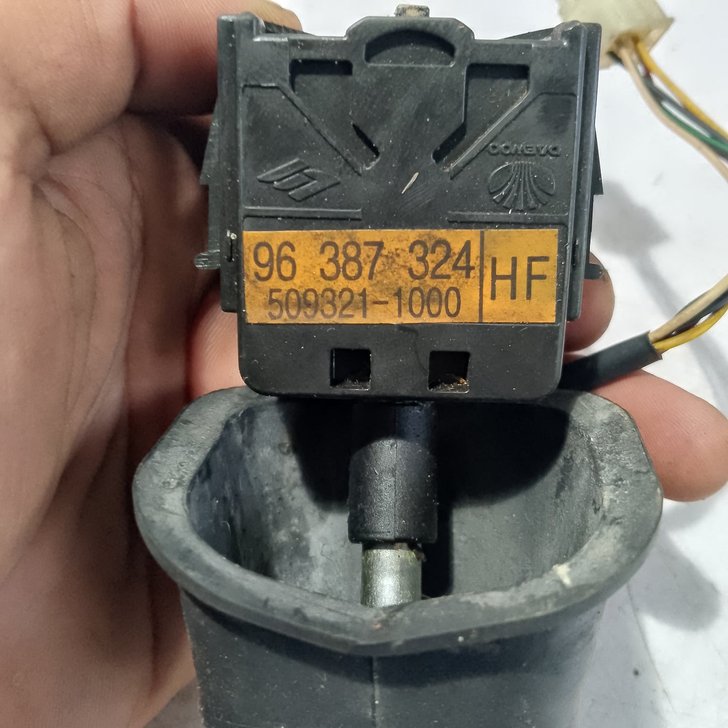 Headlight switch | Optra