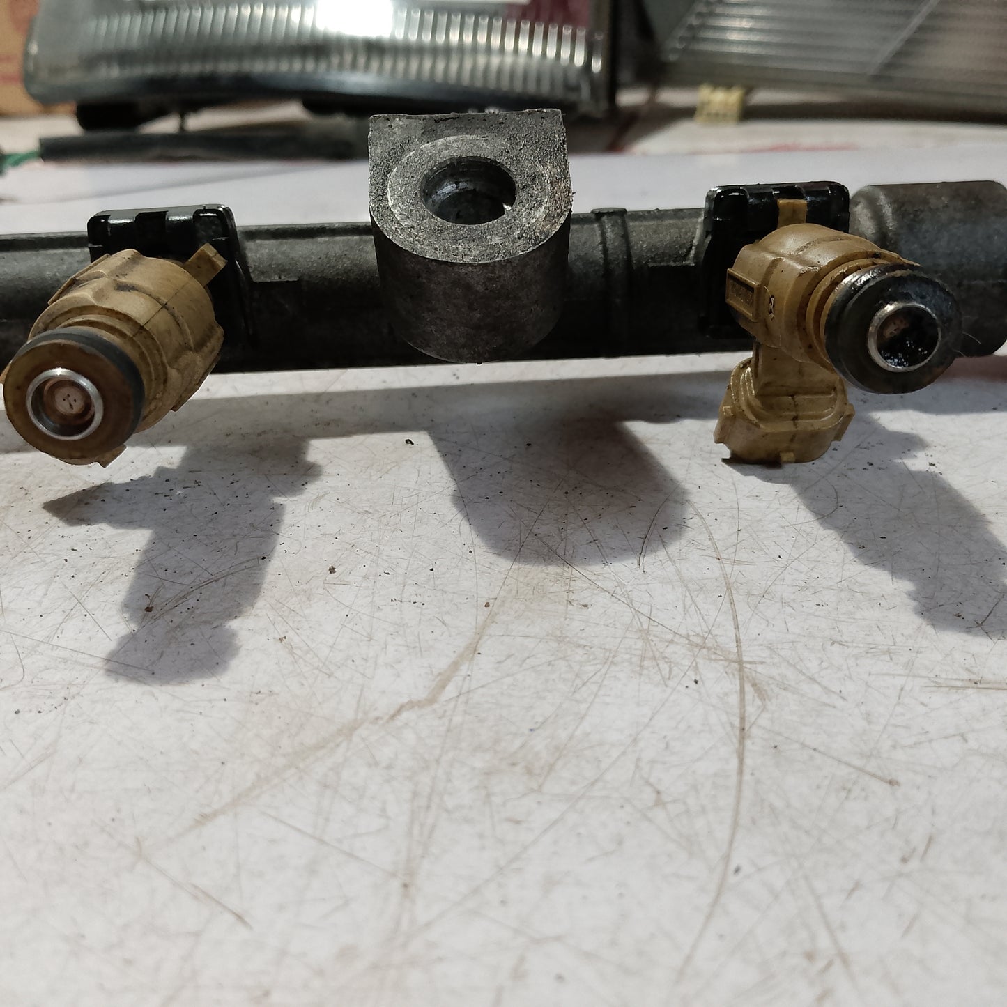 Injection Rail w/ Fuel Injectors | Tucson