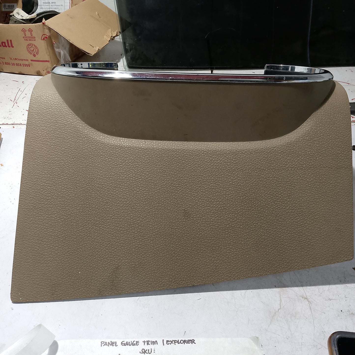 Panel Gauge Trim | Explorer