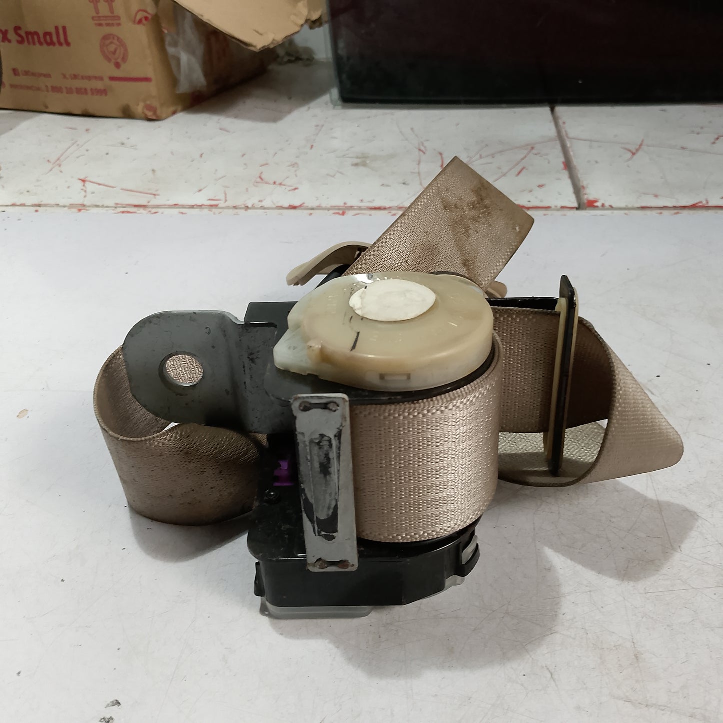 Seatbelt Retractor Third Row seat D/S | Explorer 2009