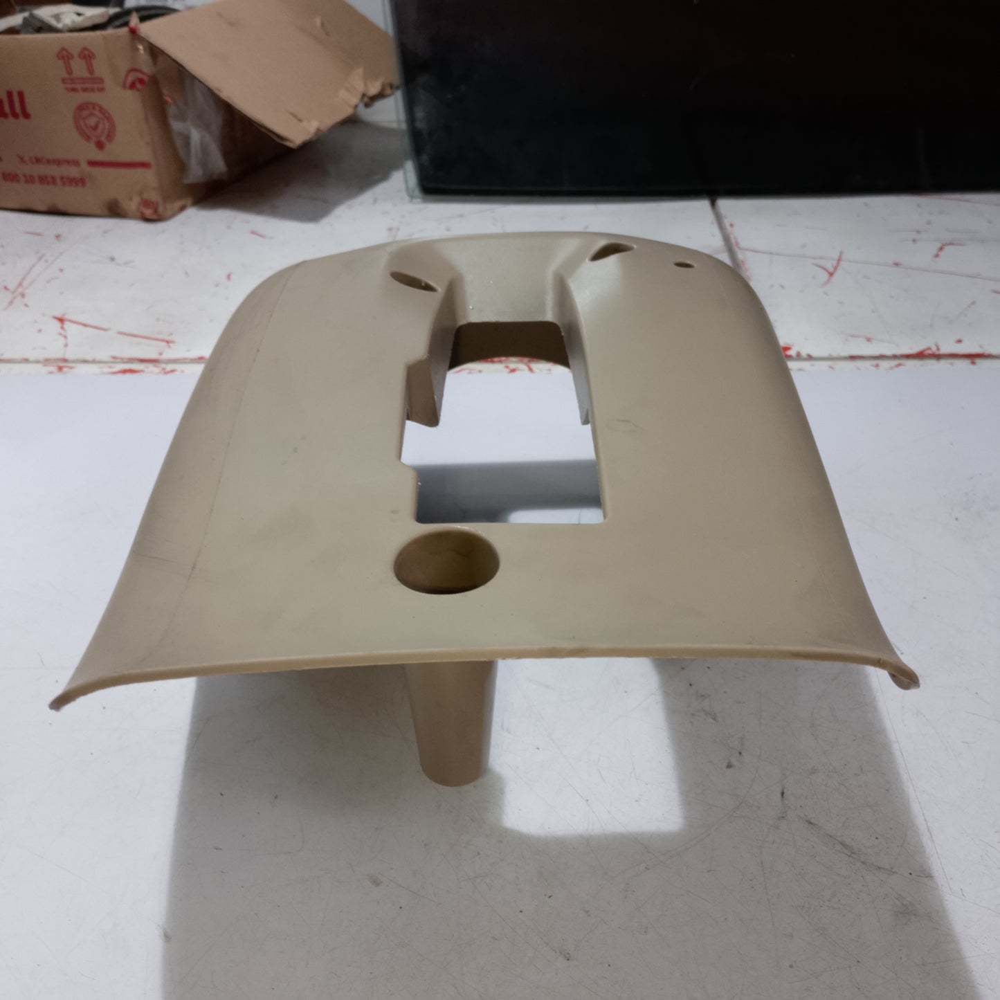 Steering Column Cover | Explorer 2009