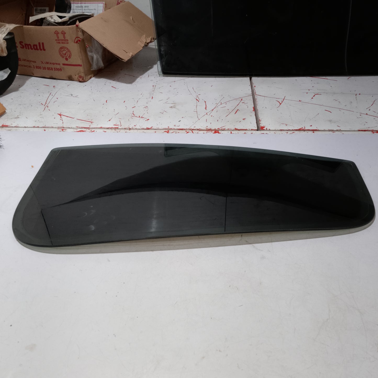 Door Vent Window D/S | Explorer 2009