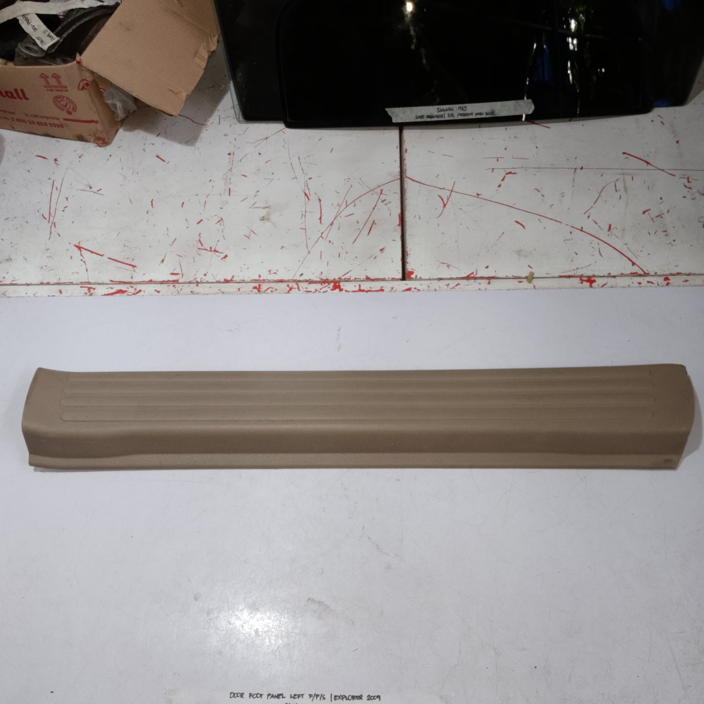 Door Foot Panel Left F/P/S | Explorer 2009