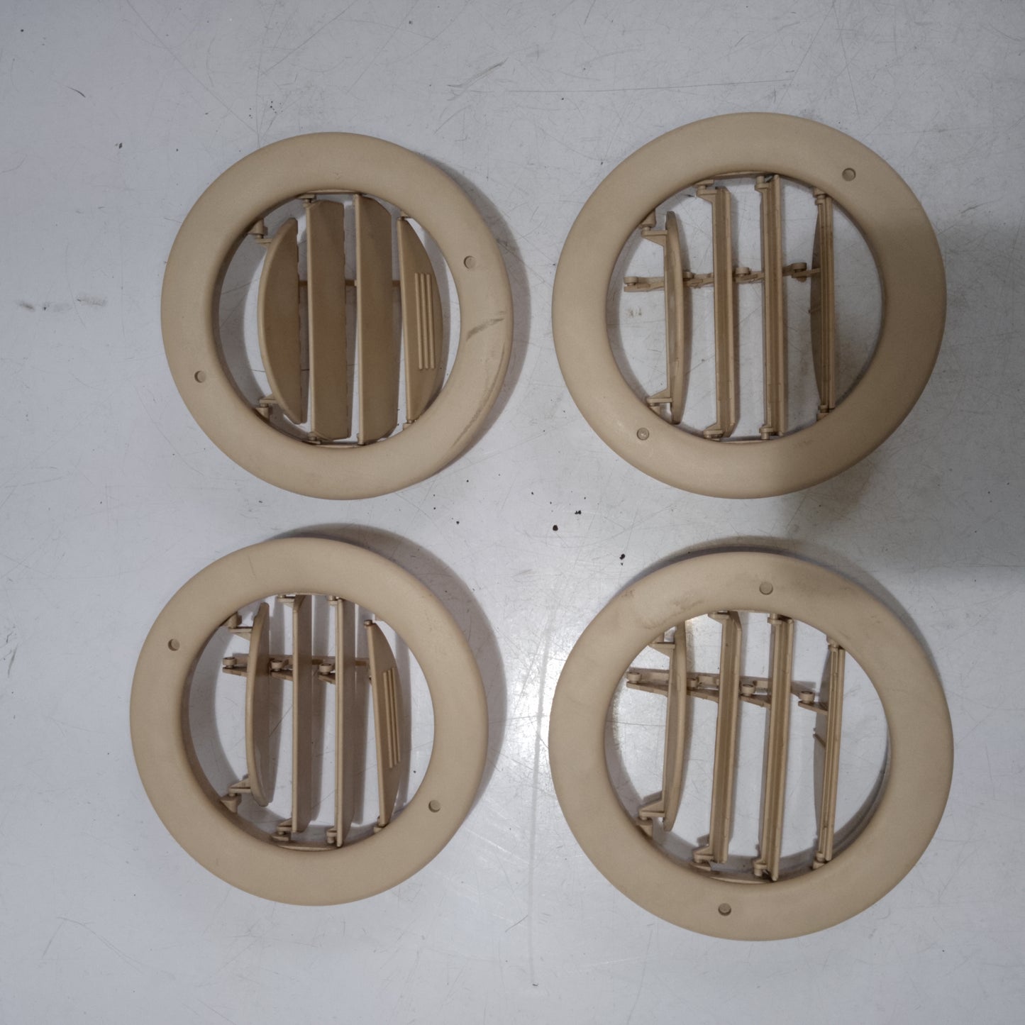 AC Vent Ceiling | Explorer 2009