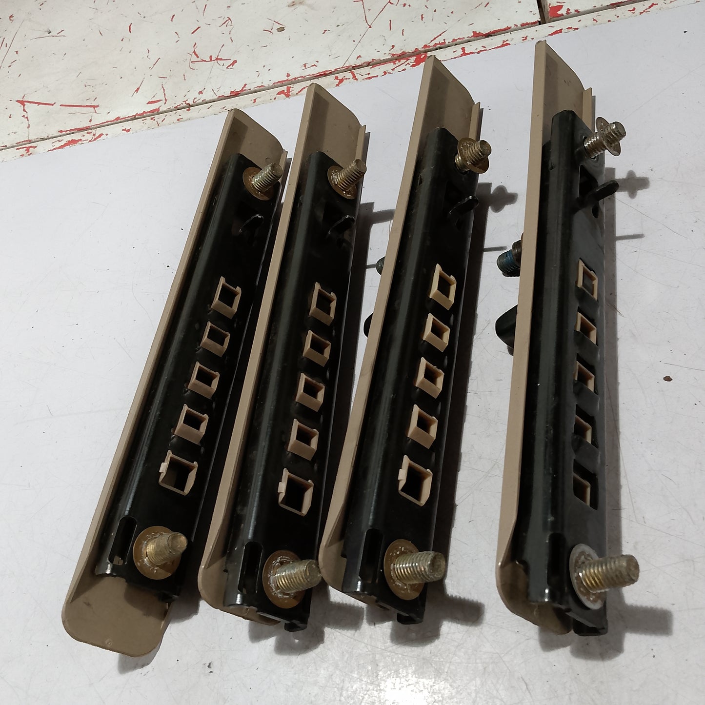 Rear Seat Belt Adjuster | Explorer 2009