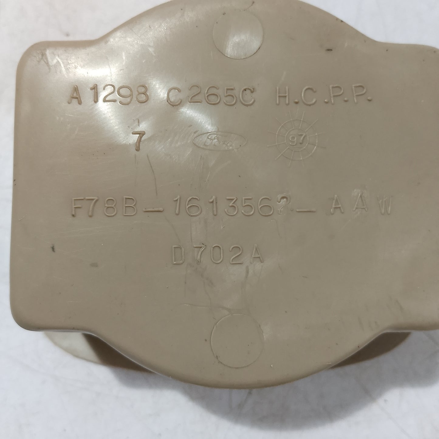 Cup holder ford explorer