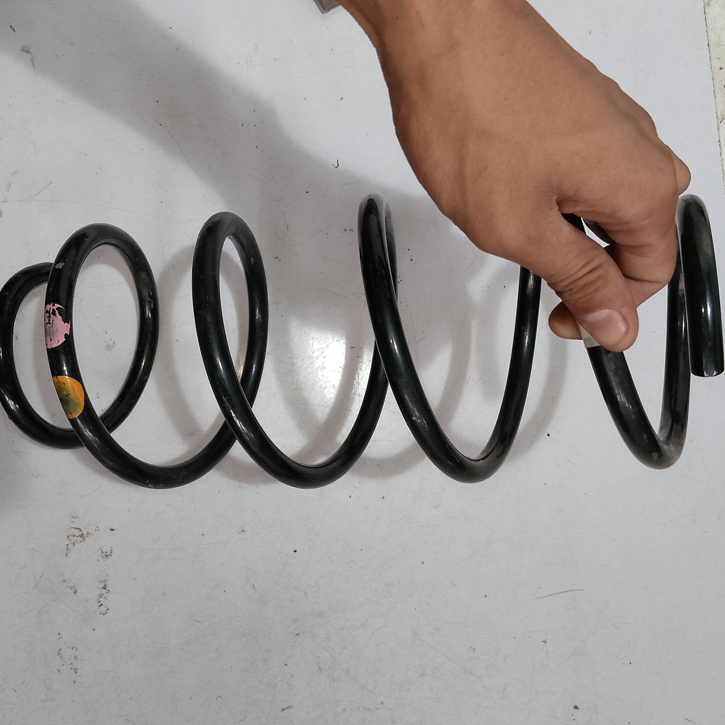 Coil spring Ford expidition