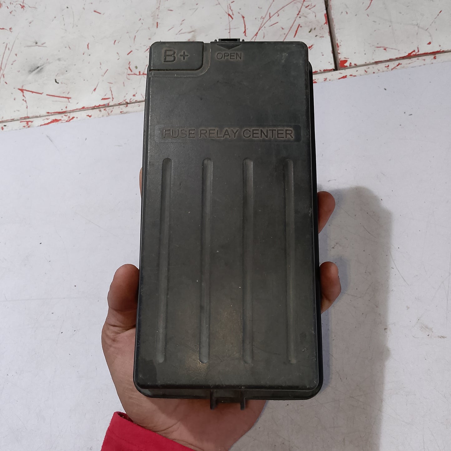 Fuse Box cover Chevrolet Optra