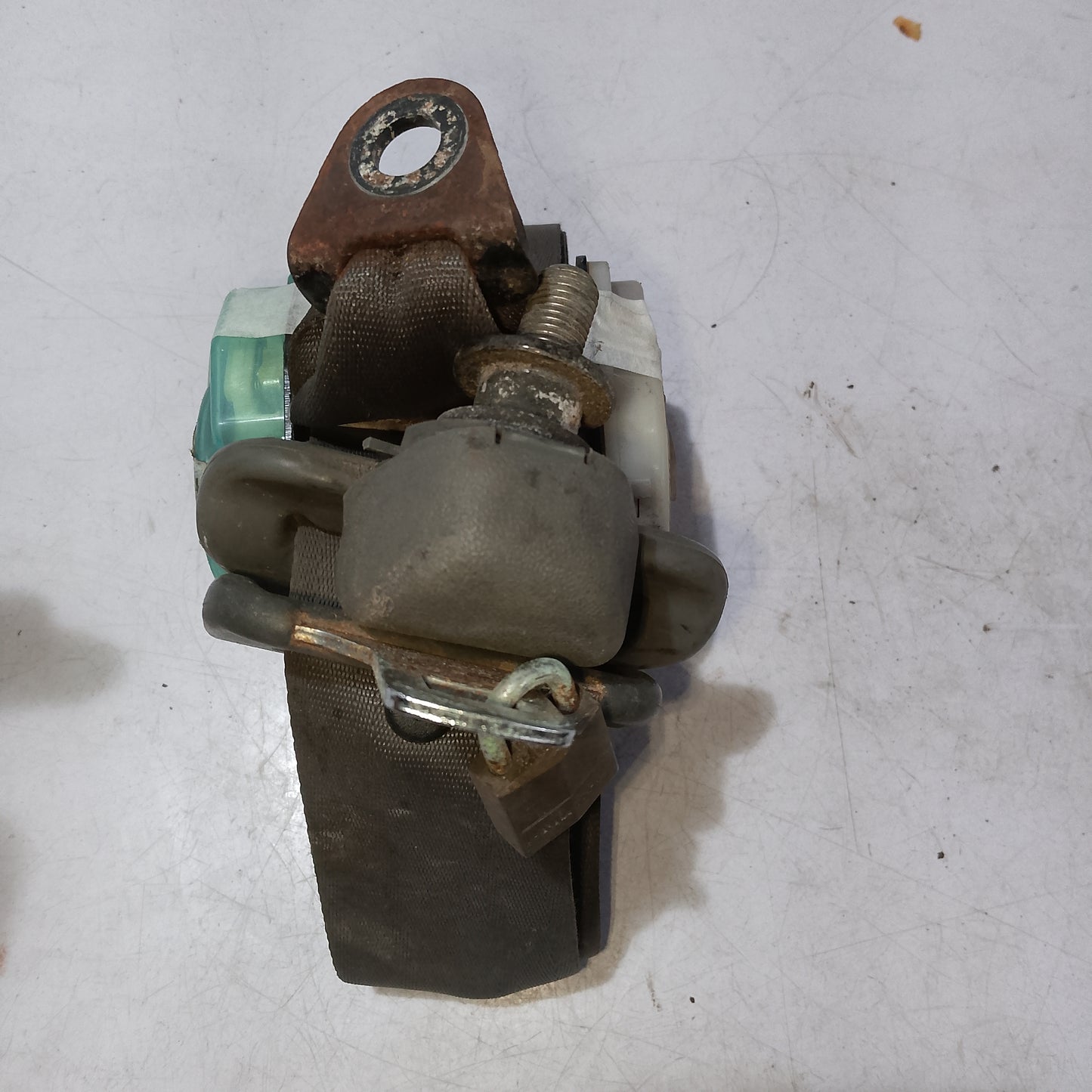 Seat belt 3rd row seat p/s ford everest