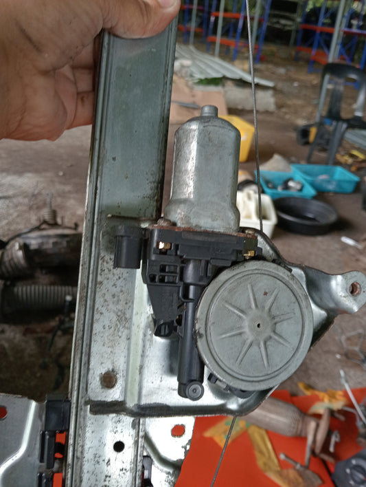 Pajero | Power Window Mechanism Front Driver Side