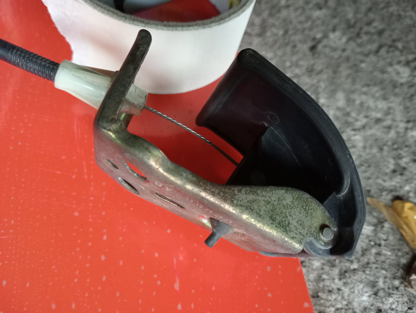 Ford Explorer | Sport Trac | Hood Cable