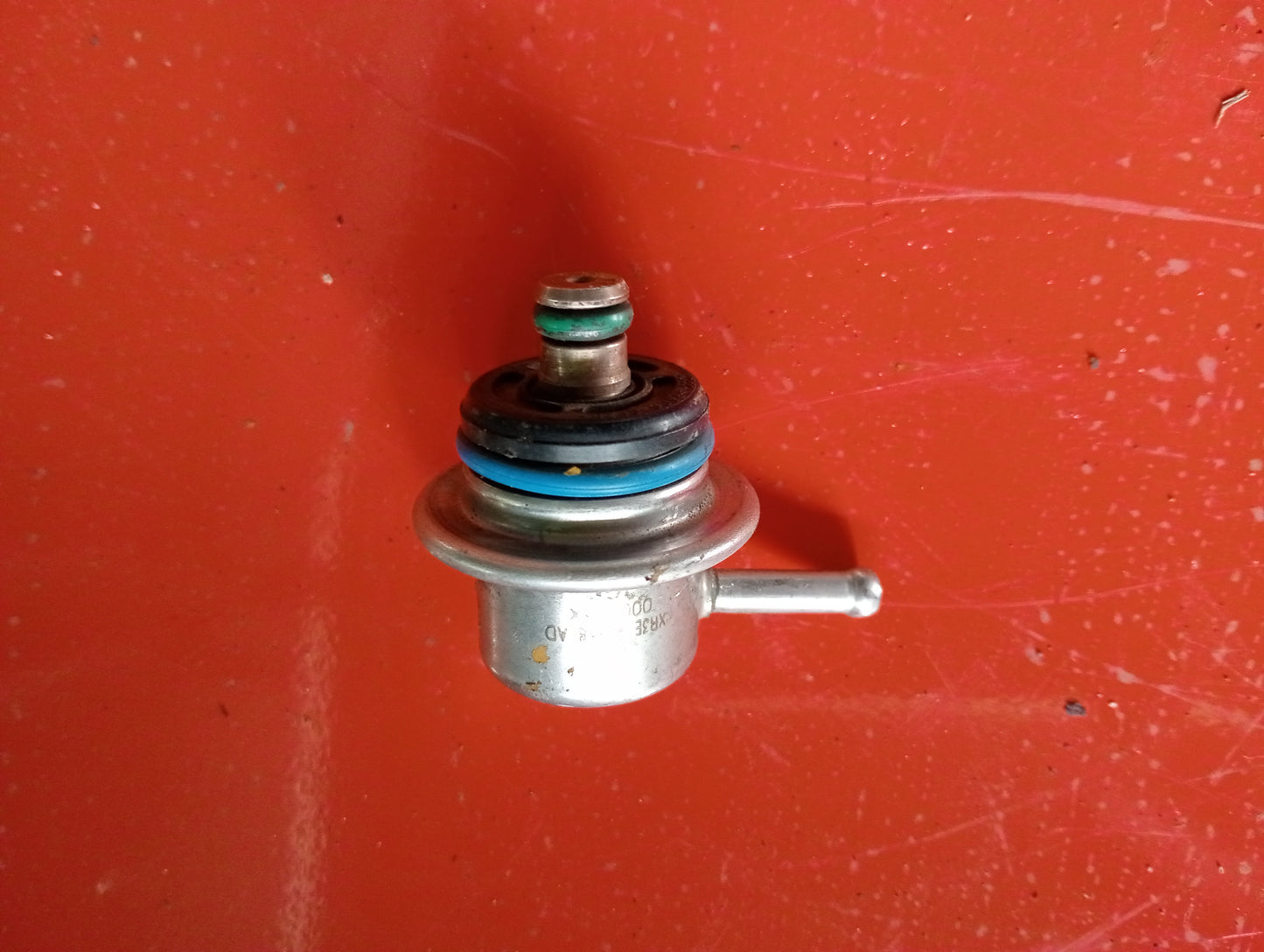 Ford E150 | Fuel Pressure Regulator