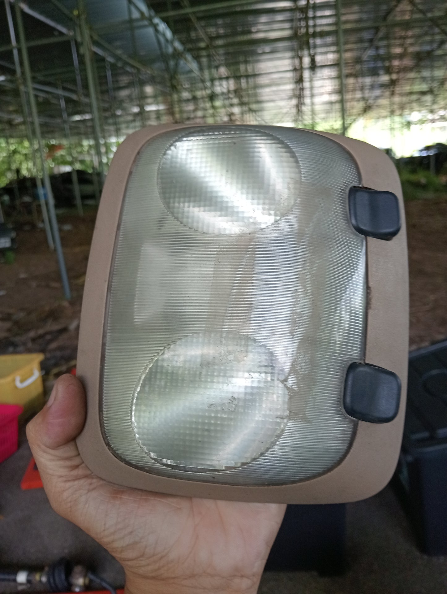 Ford Explorer | Eddie Bauer | Dome Light