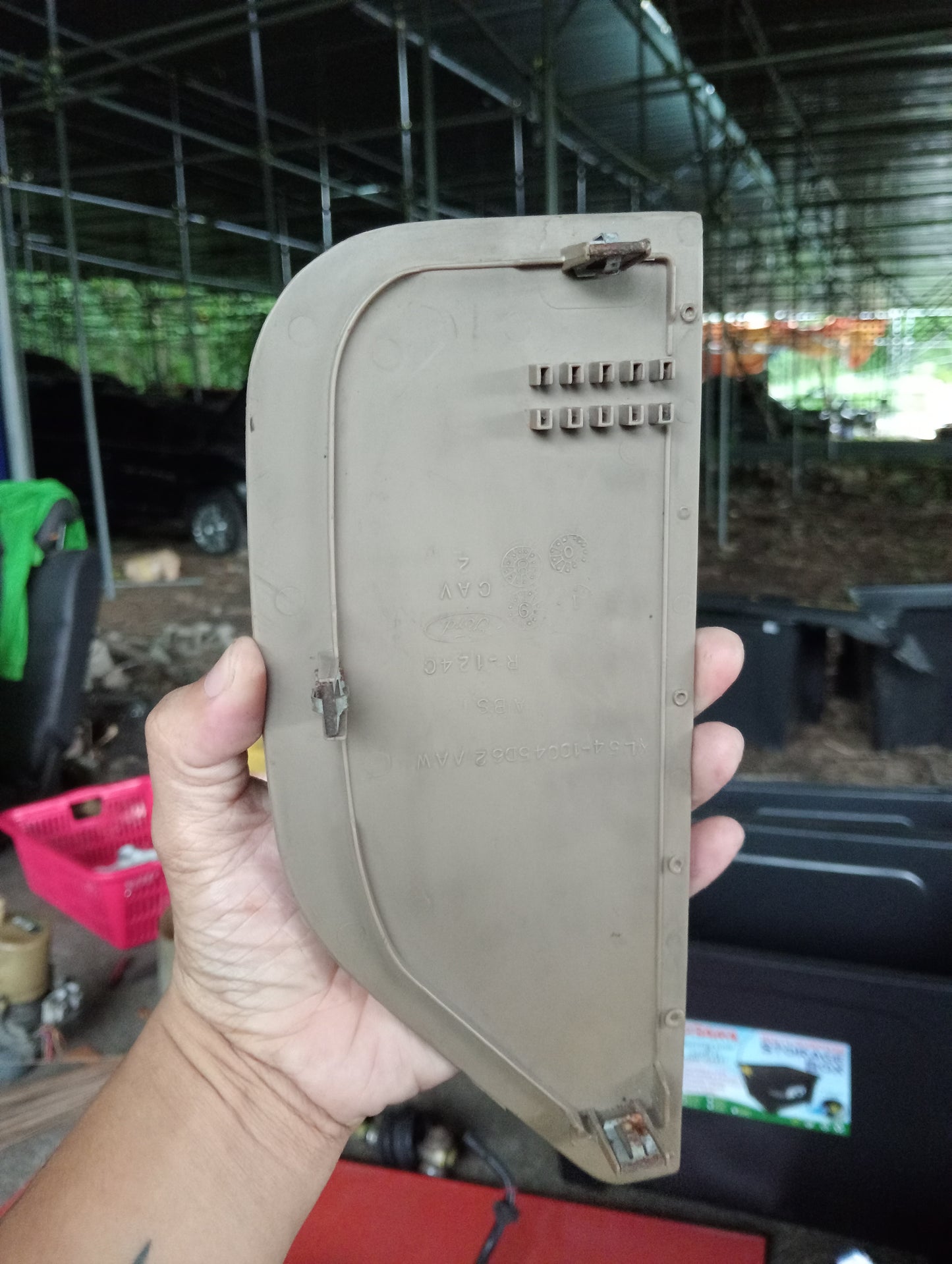 Ford Explorer | Eddie Bauer | Fuse box Dash board Cover