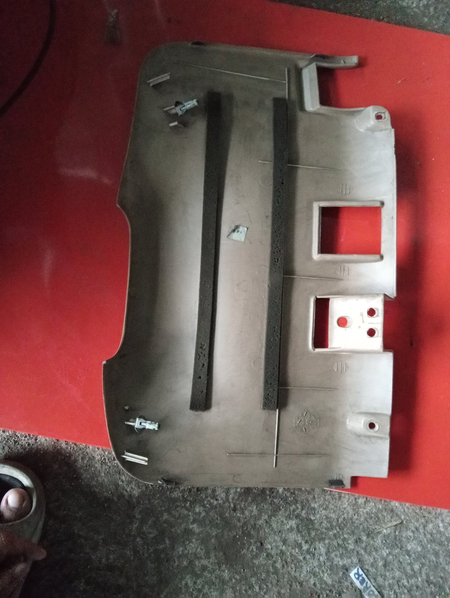 Ford Explorer | Lower Steering Dashboard Cover