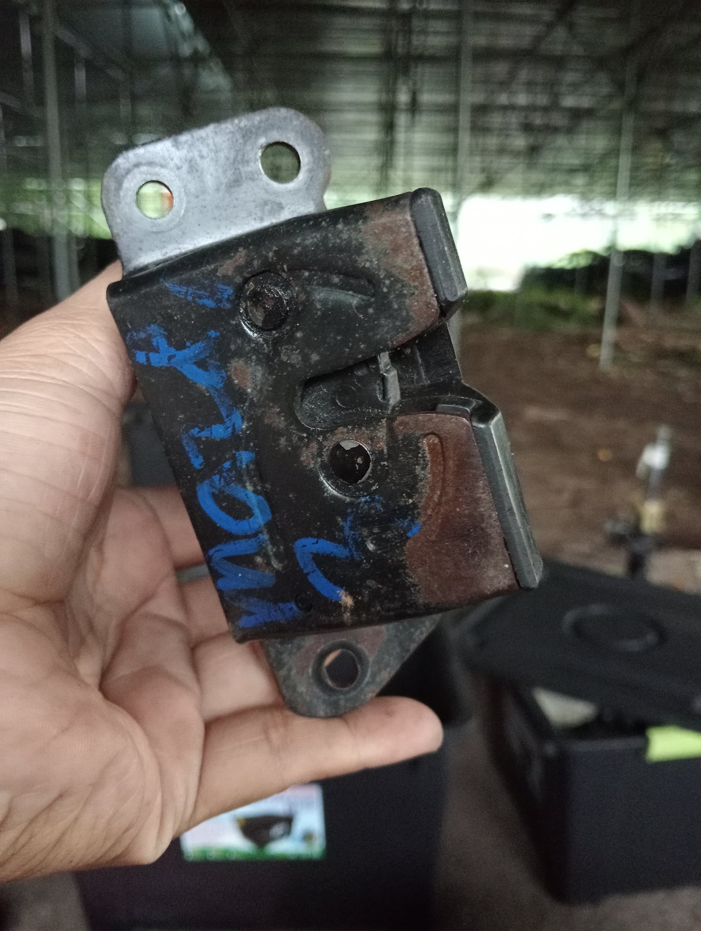 Mazda 3 | Hood Lock Actuator