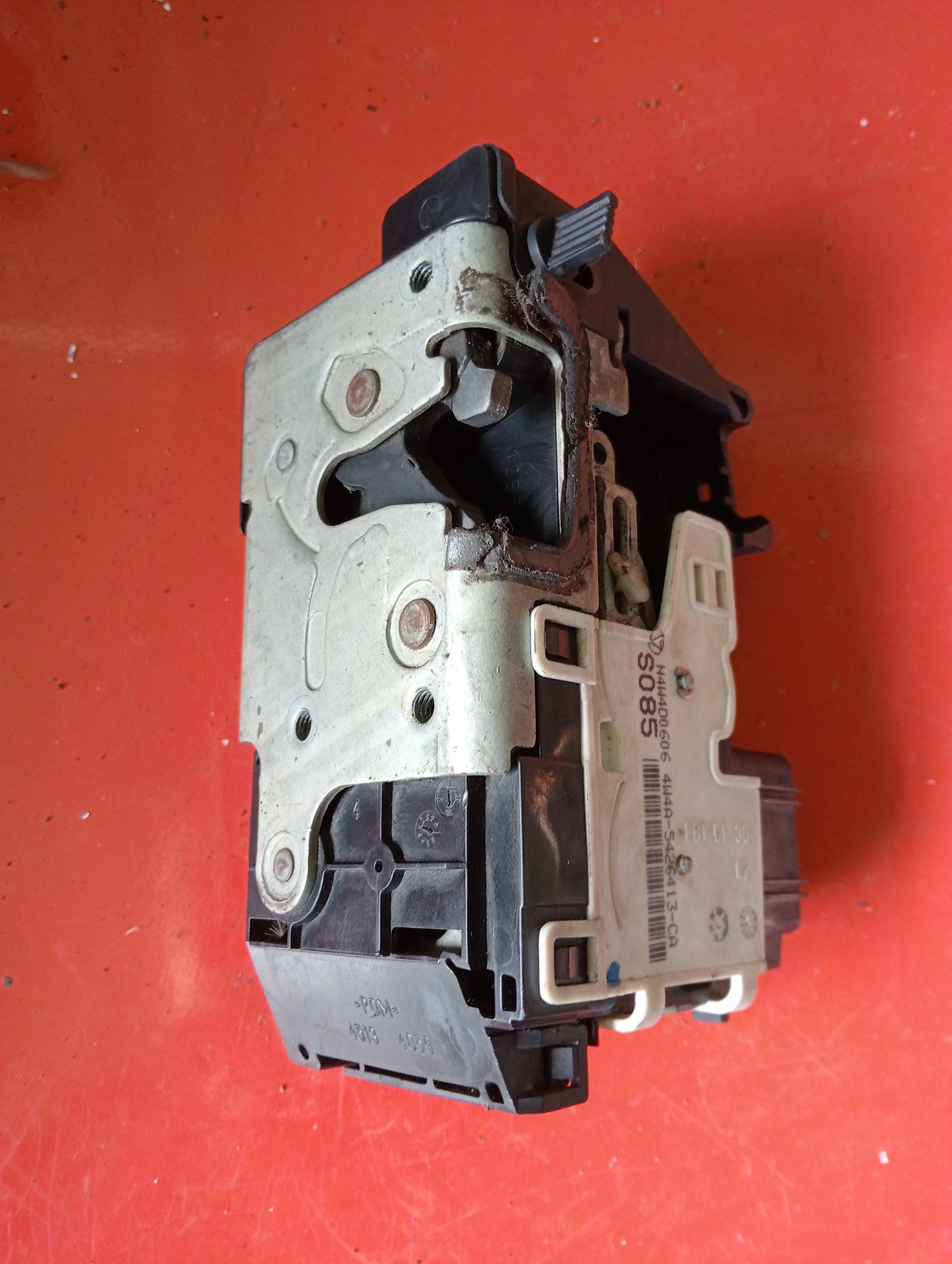 Ford Escape | 2.3 | Actuator Lock