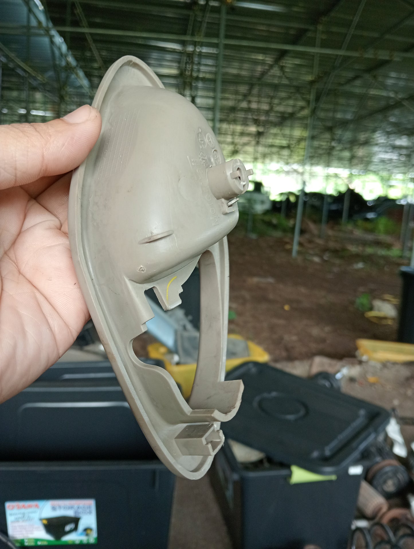Ford Escape | 2.3 | Driver Side Inner Door Handle Cover