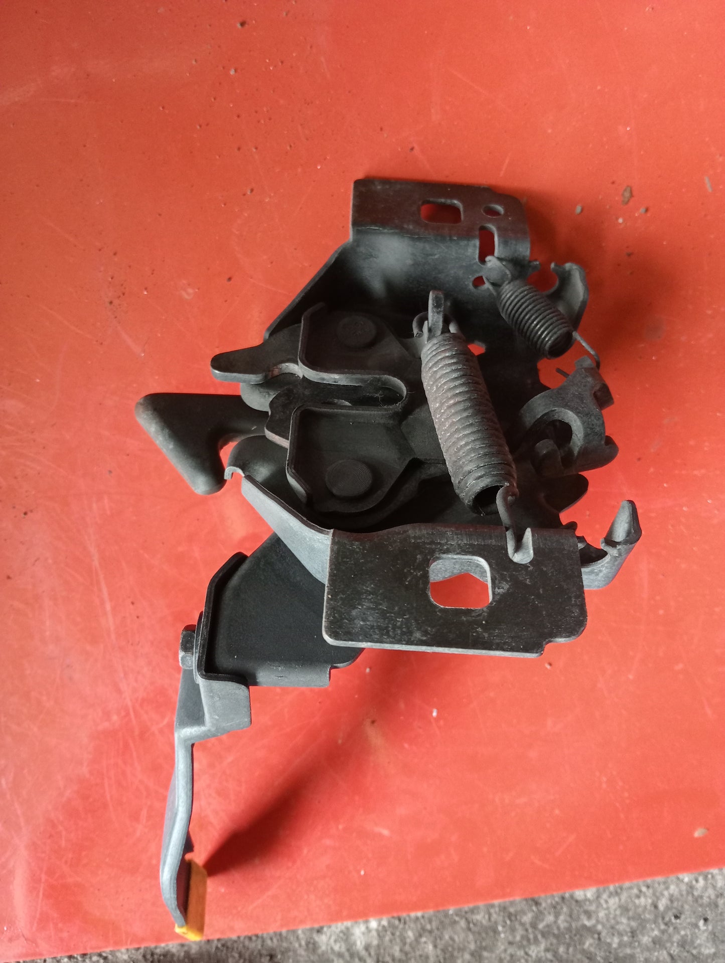 Ford Escape | 2.3 | Hood Lock Actuator